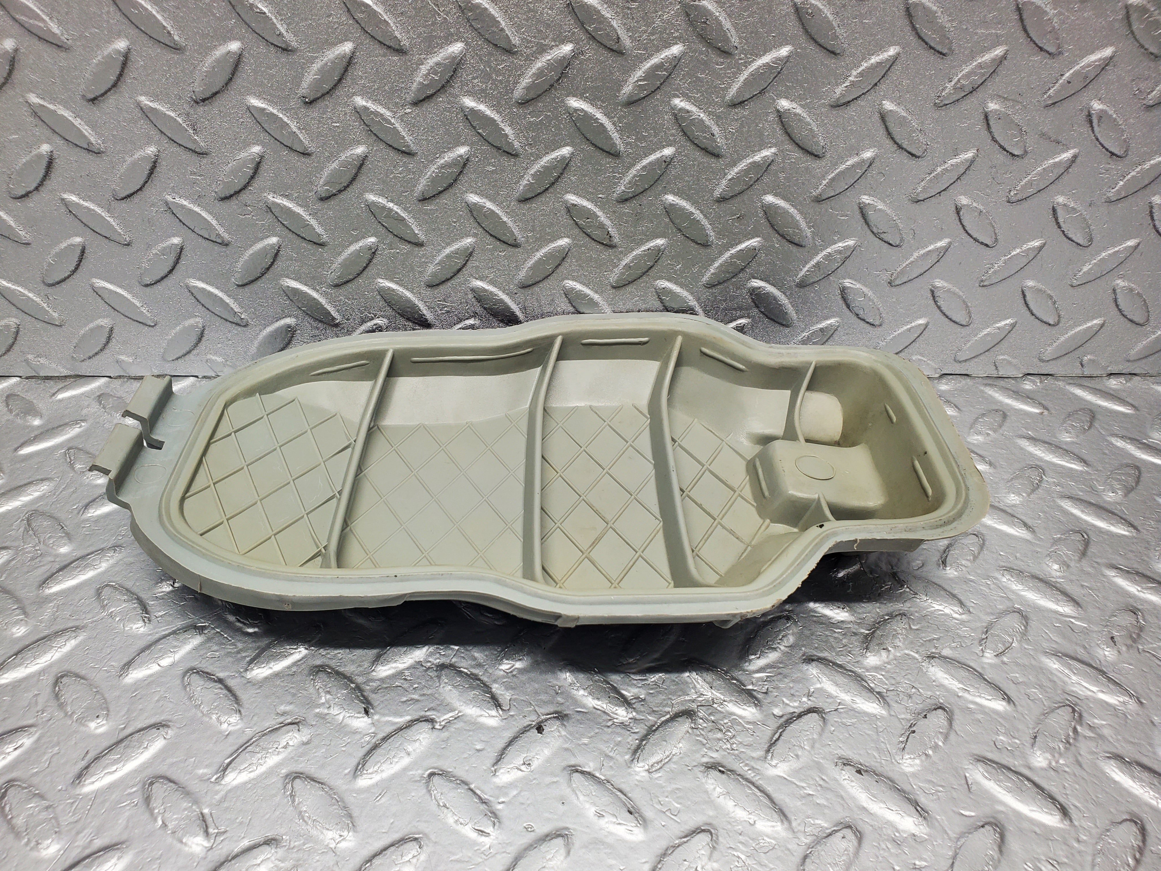 1394 Mercedes-Benz V123 240D Headlight Back Cover Right