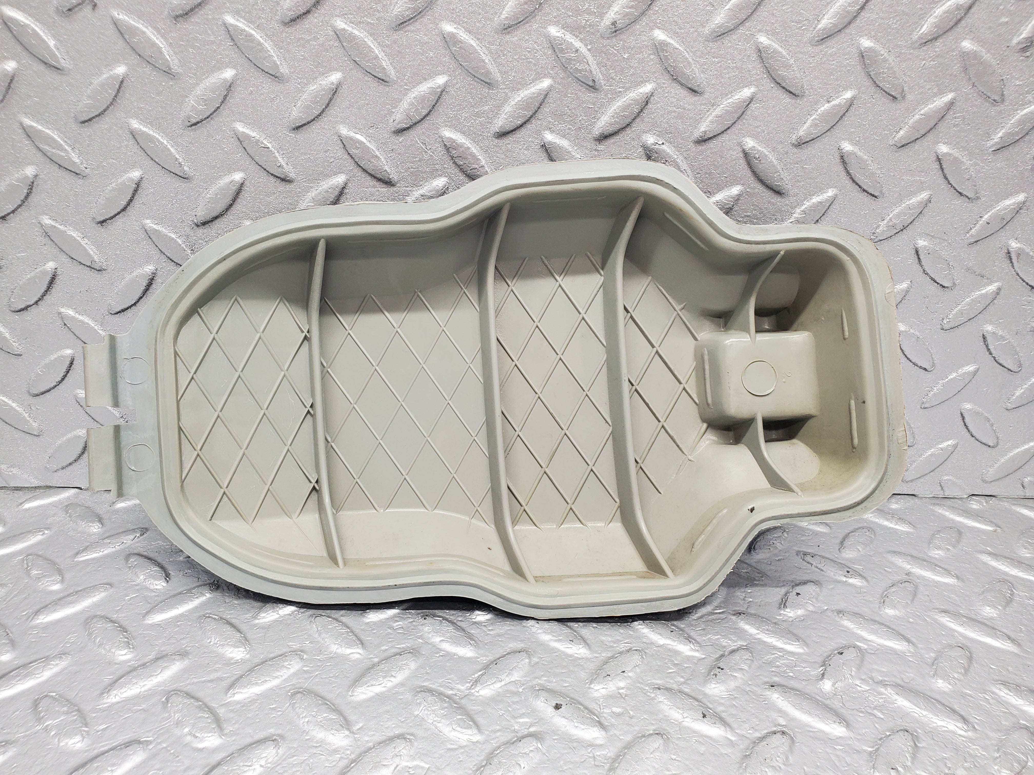 1394 Mercedes-Benz V123 240D Headlight Back Cover Right