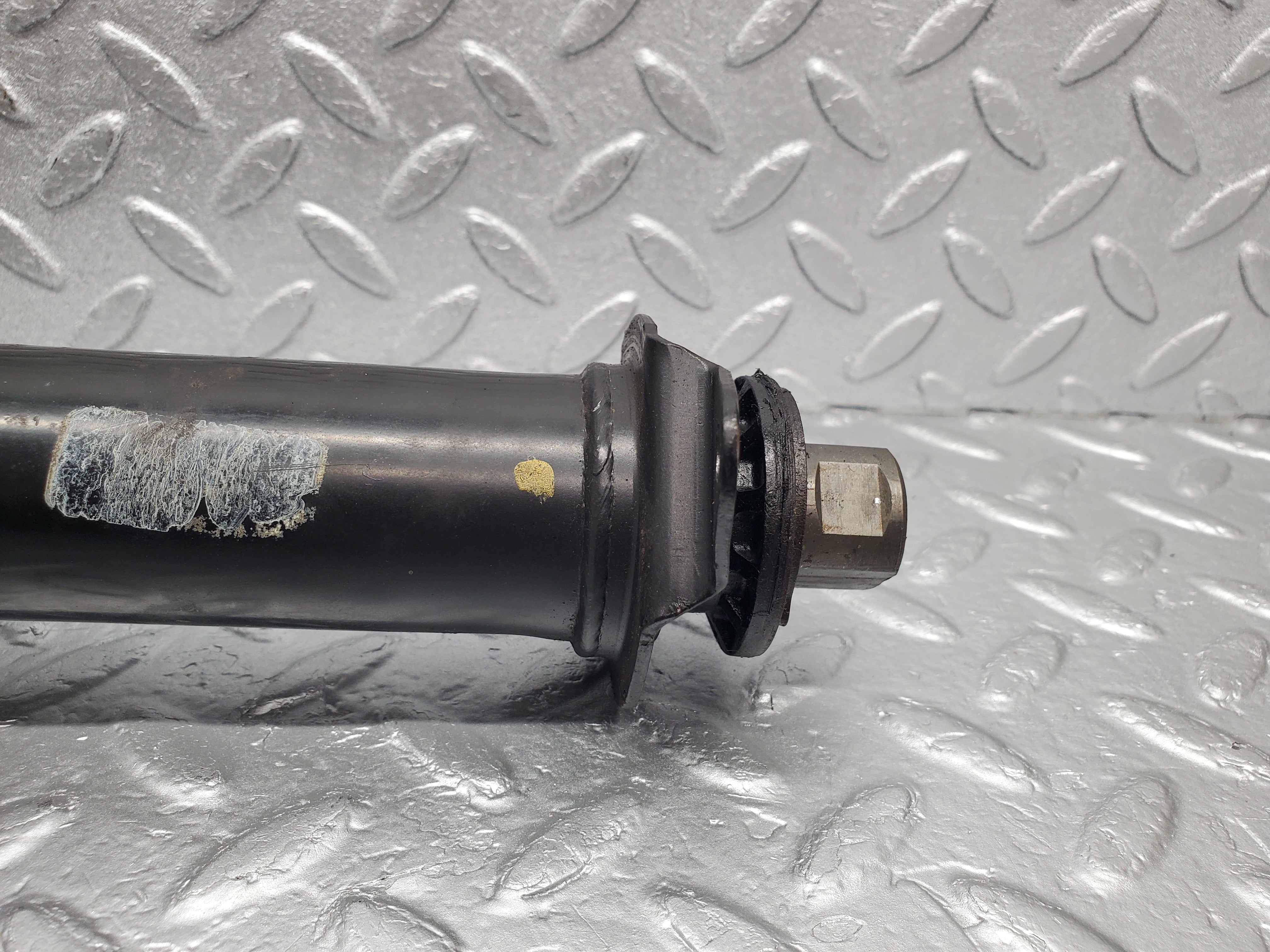 1341 Mercedes-Benz V123 240D Steering Column