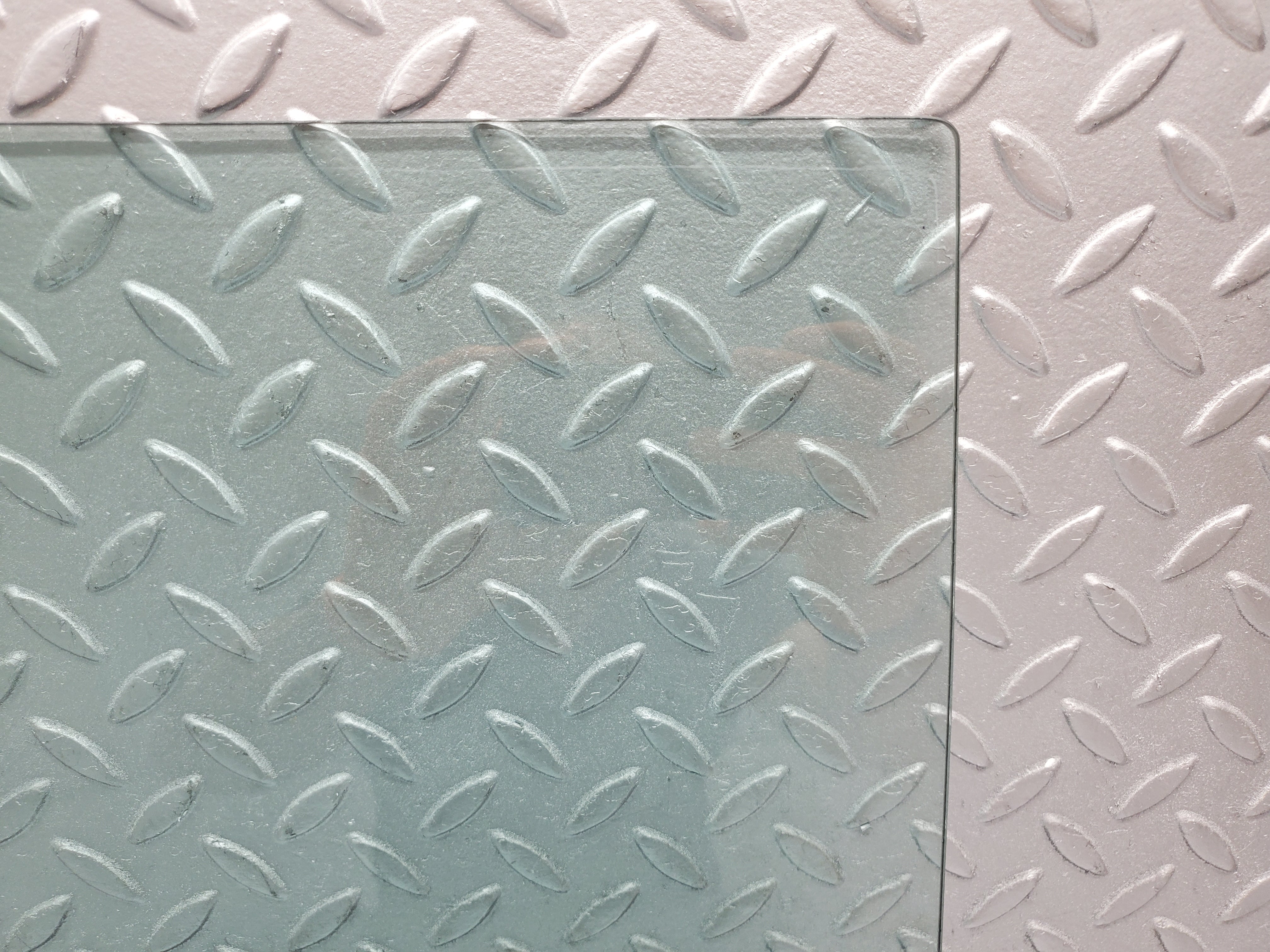 1404 Mercedes-Benz V123 240D LWB Rear Left Door Window Glass