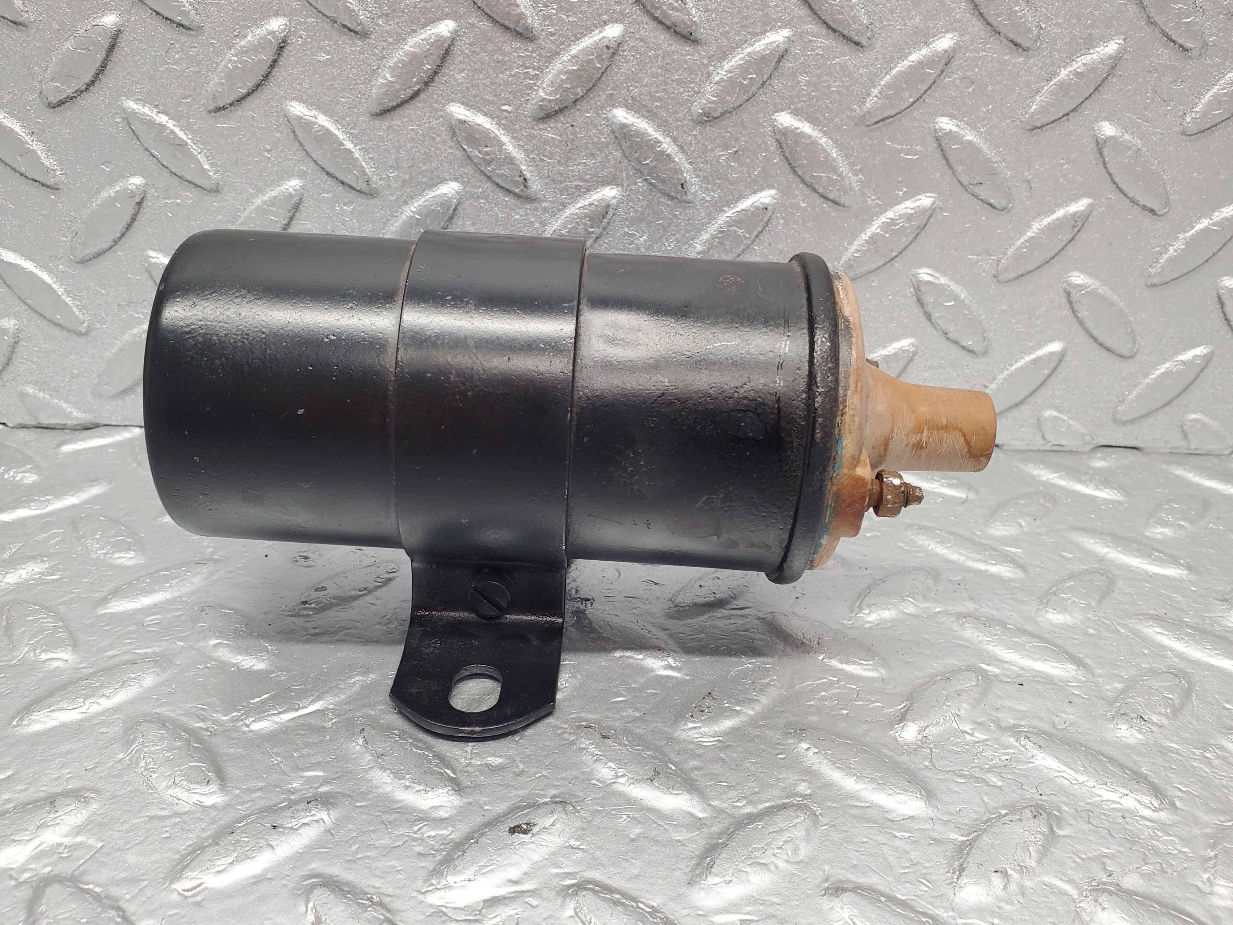 1468 Mercedes-Benz W120 Ponton Ignition Coil 0221102003