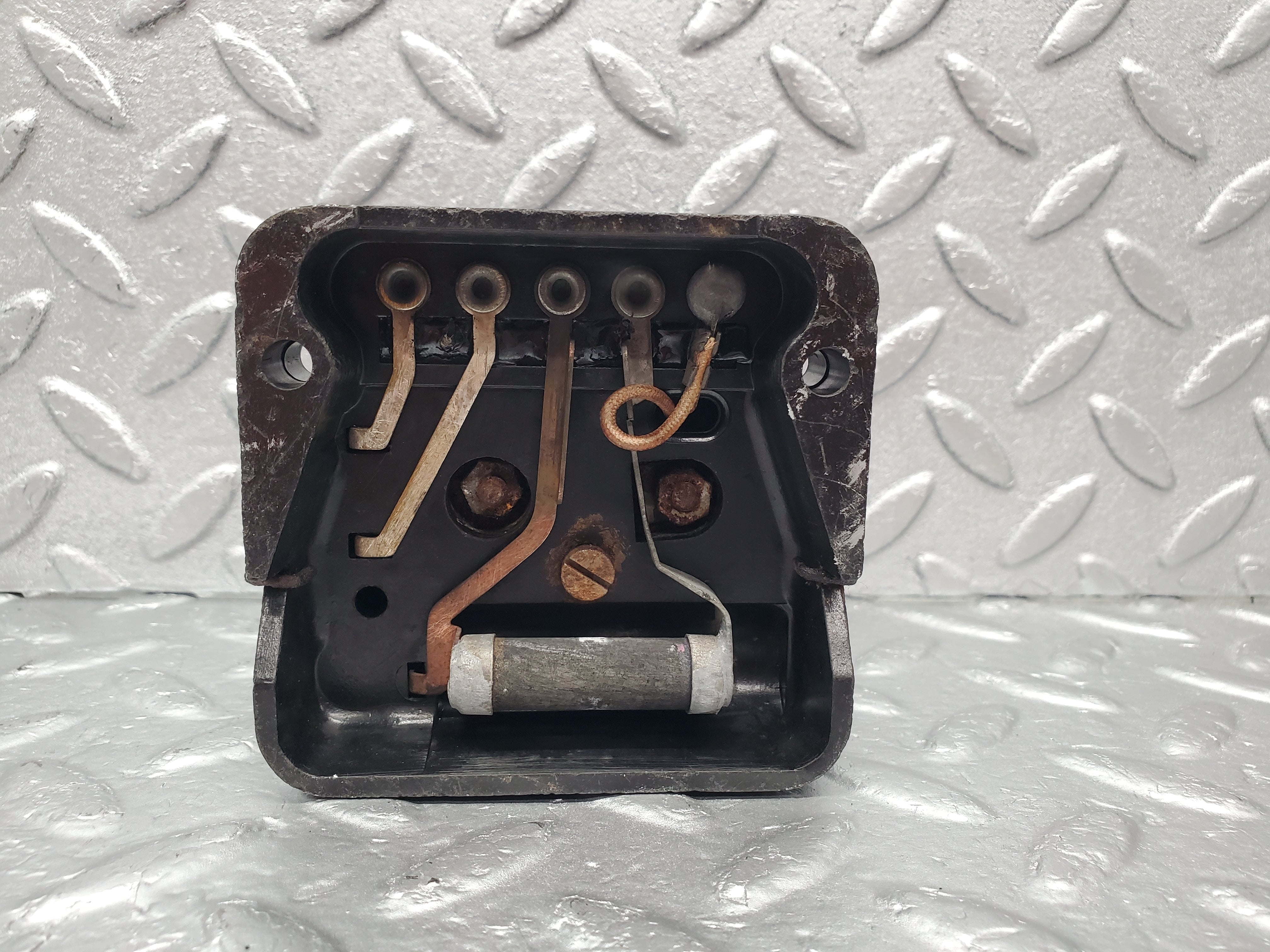 1478 Mercedes-Benz W120 Ponton Lucas Voltage Regulator