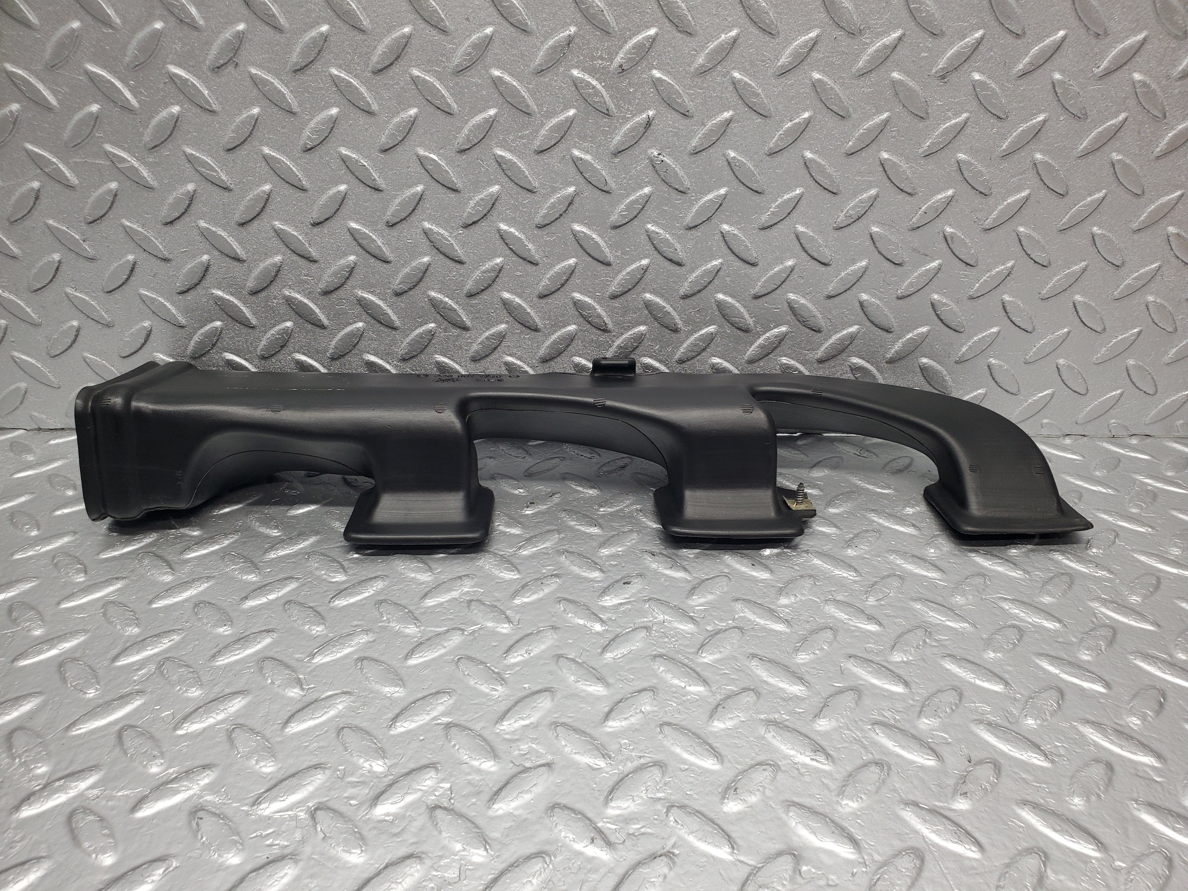 1489 Mercedes-Benz W220 S430 Air Duct Pipe 2208311746