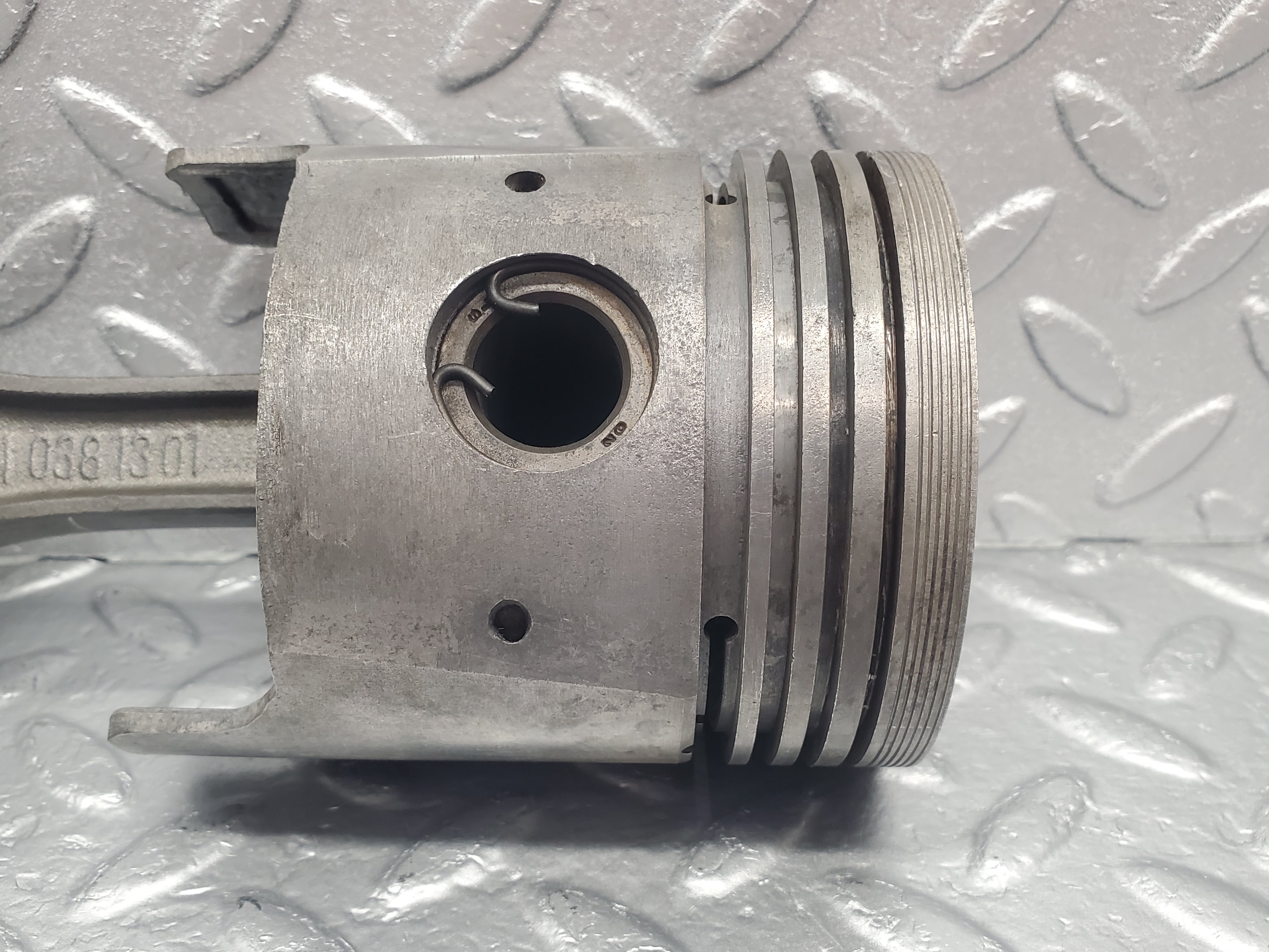 1470 Mercedes-Benz W120 Ponton Piston With Connecting Rod 85.47 mm 1210381301