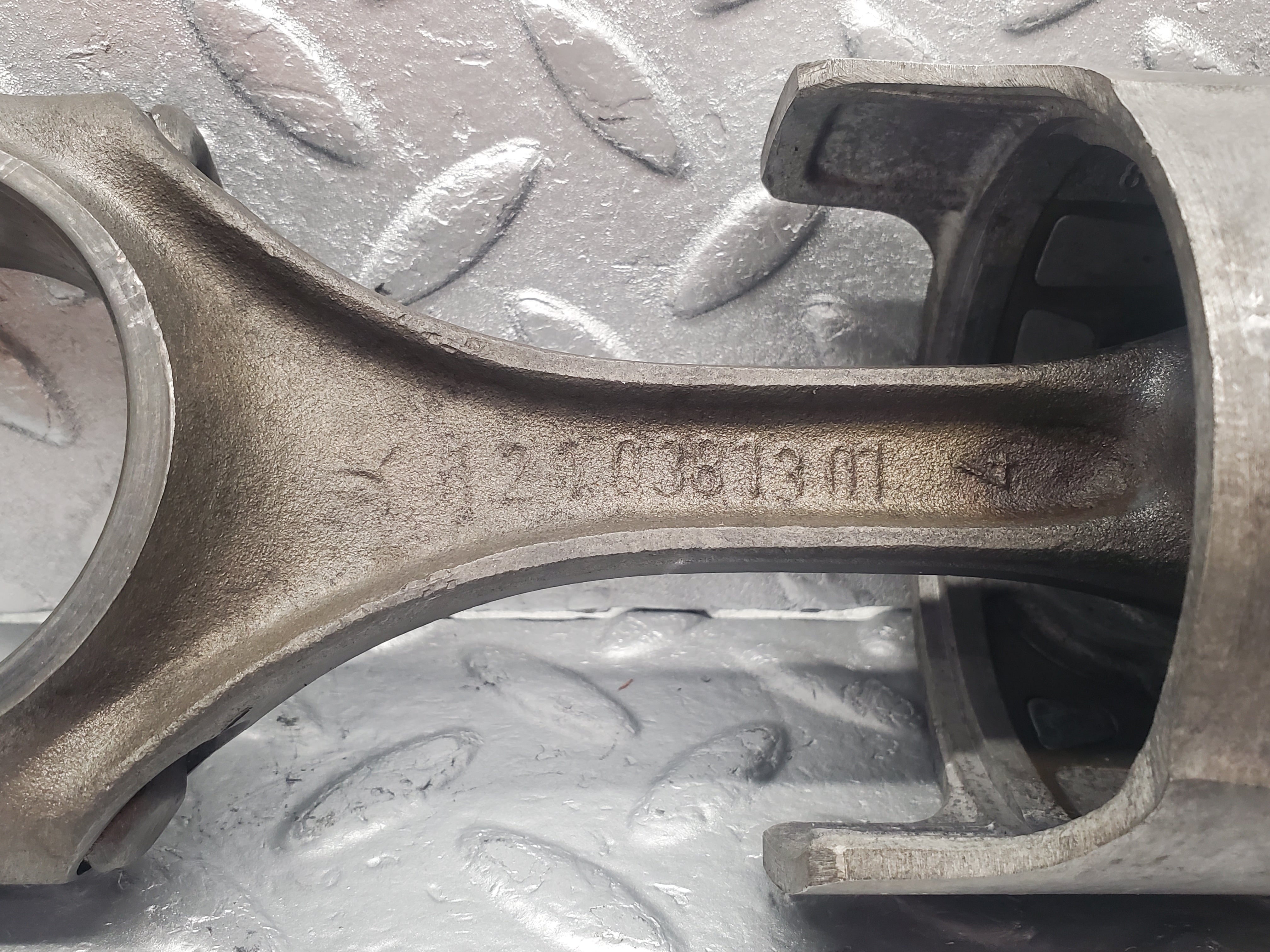 1471 Mercedes-Benz W120 Ponton Piston With Connecting Rod 85.47 mm 1210381301