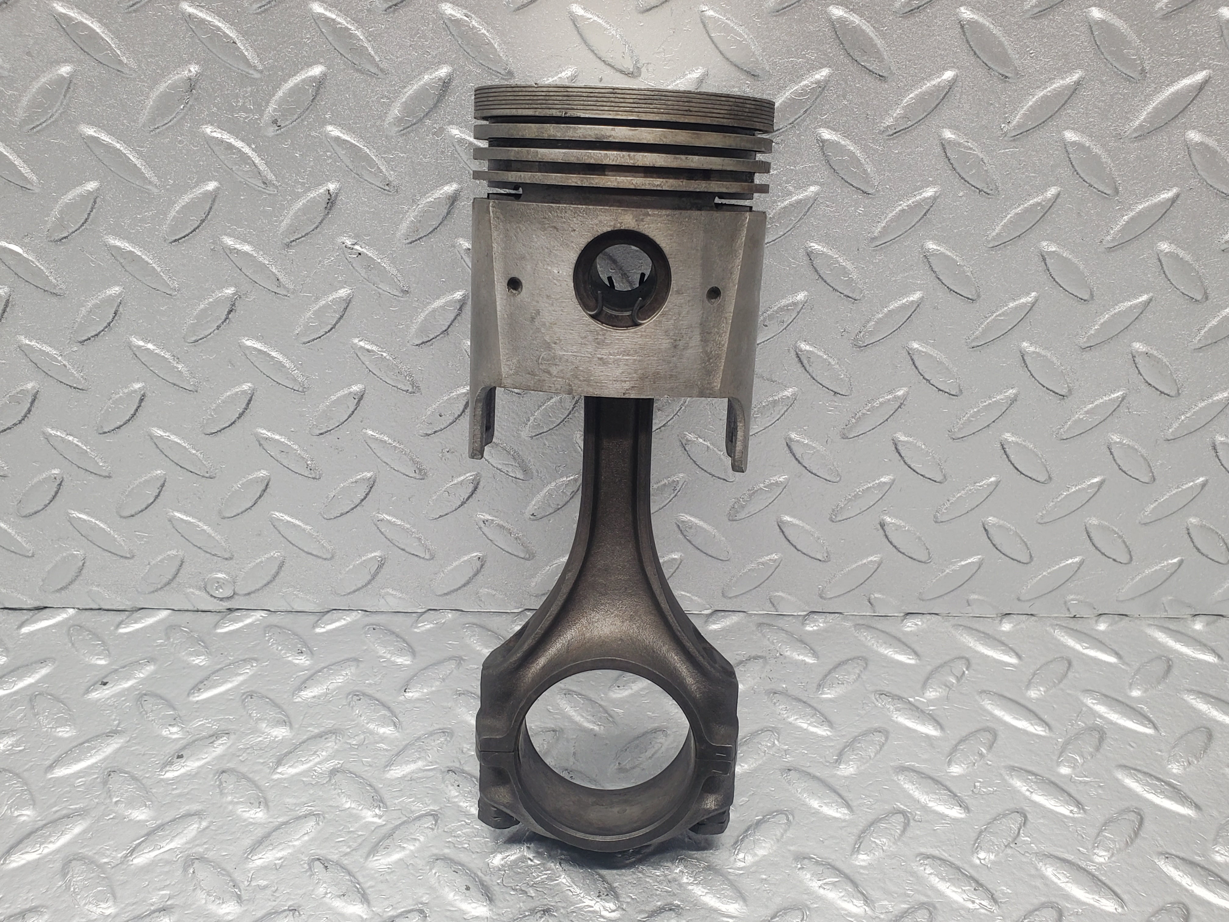 1472 Mercedes-Benz W120 Ponton Piston With Connecting Rod 85.47 mm 1210381301