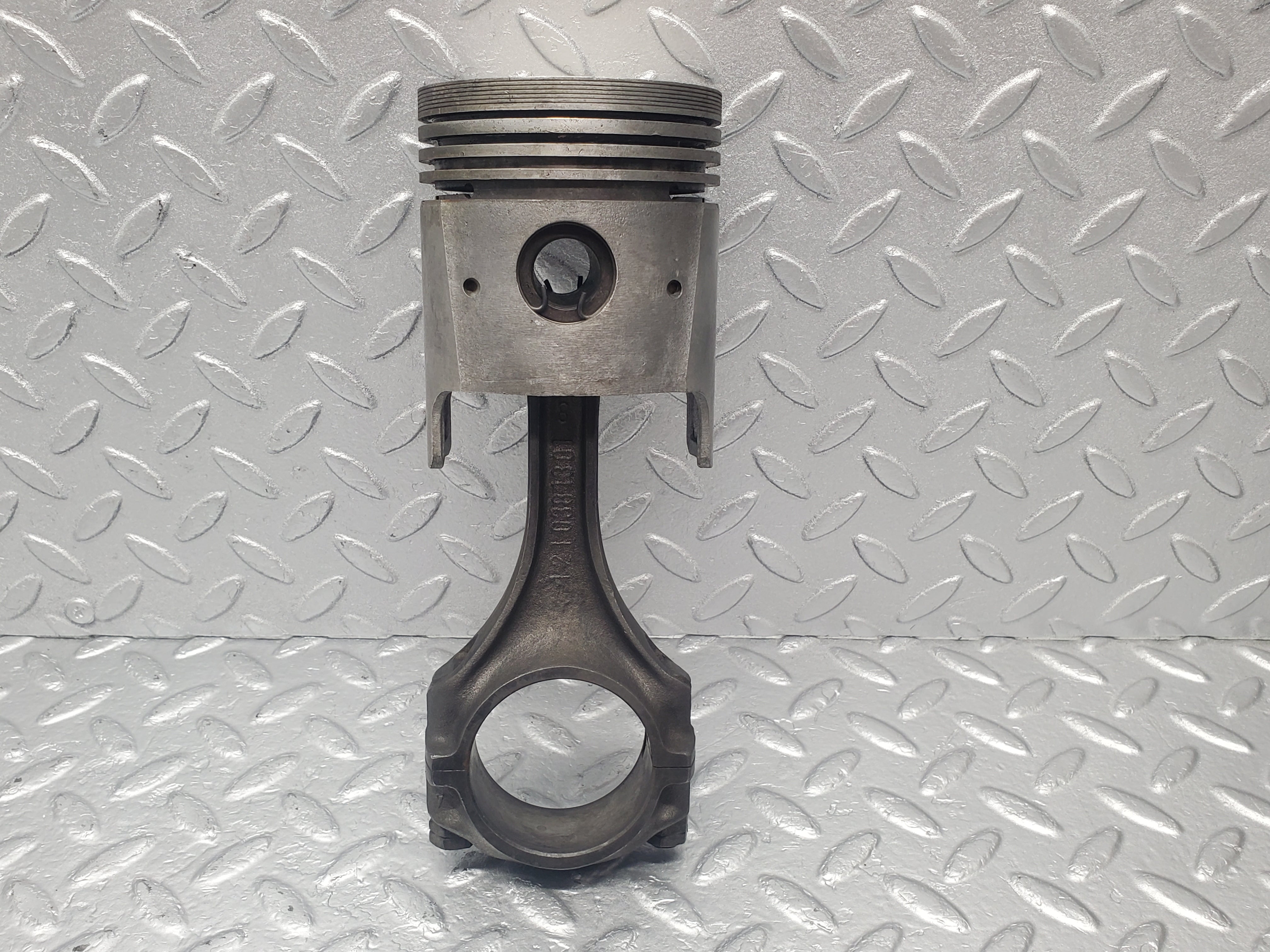1472 Mercedes-Benz W120 Ponton Piston With Connecting Rod 85.47 mm 1210381301