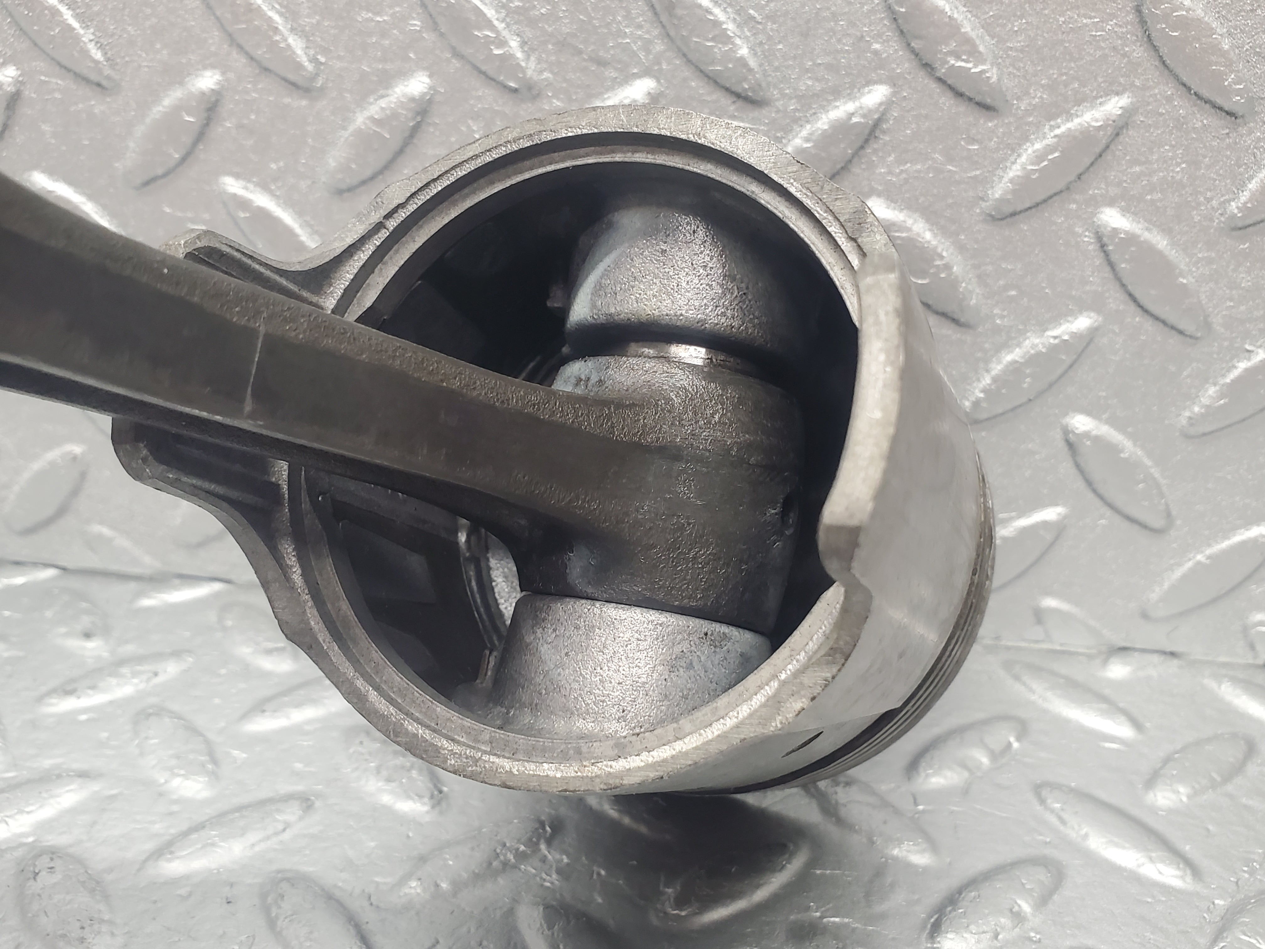 1472 Mercedes-Benz W120 Ponton Piston With Connecting Rod 85.47 mm 1210381301