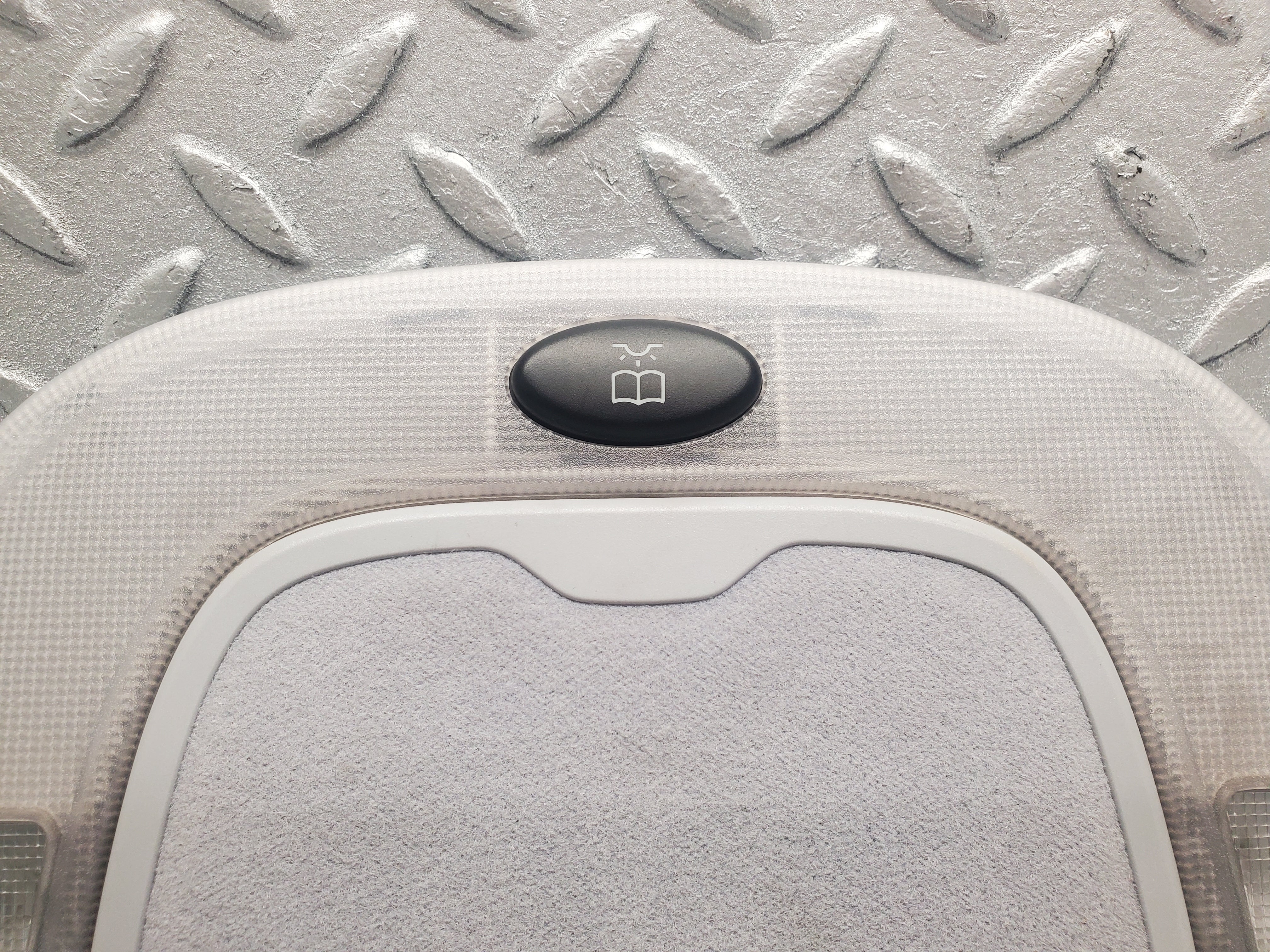 1497 Mercedes-Benz W220 S430 Rear Dome Light & Mirror 2208200301