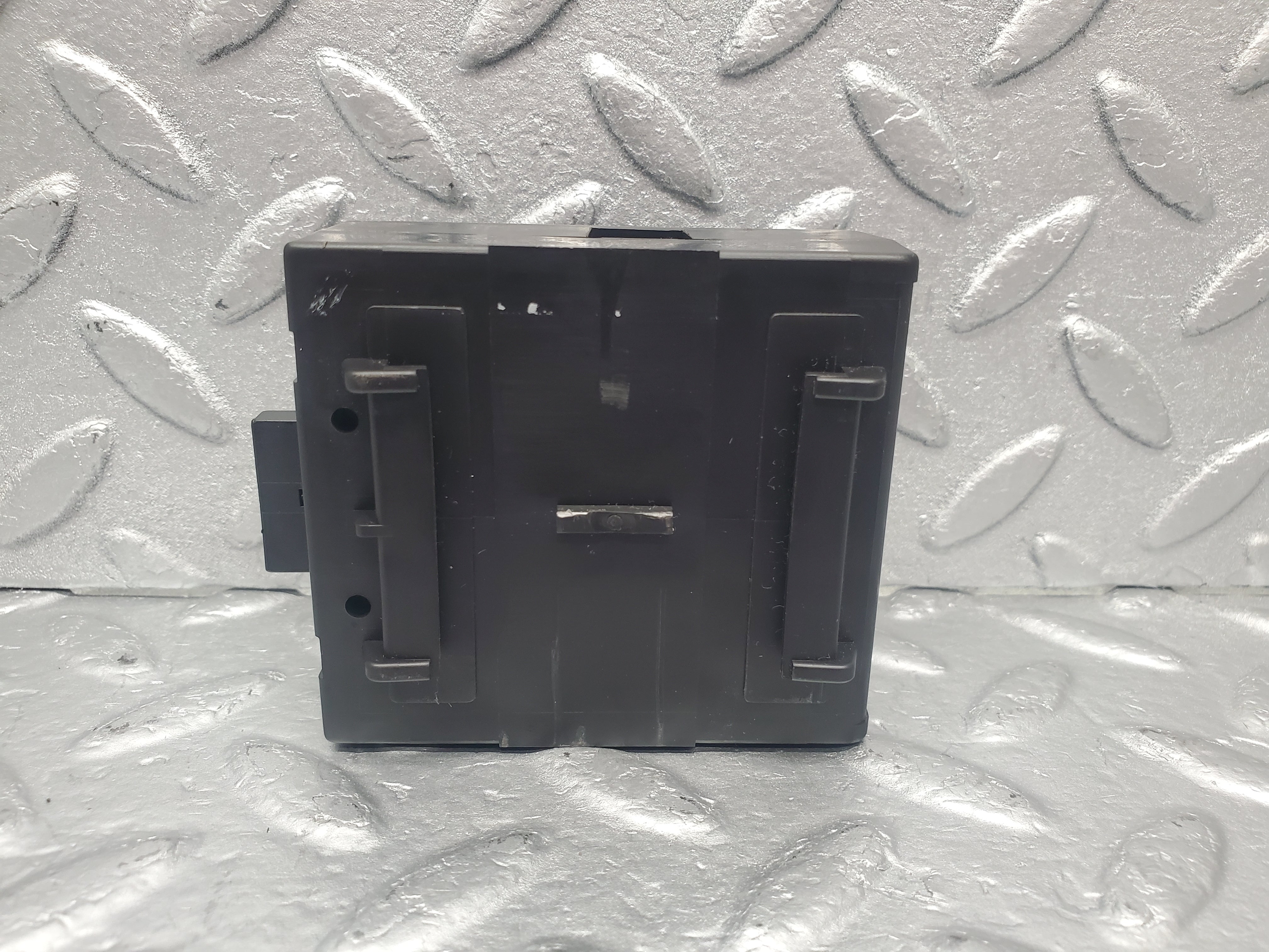 1499 Mercedes-Benz W220 S430 Alarm Control Module 2038202726