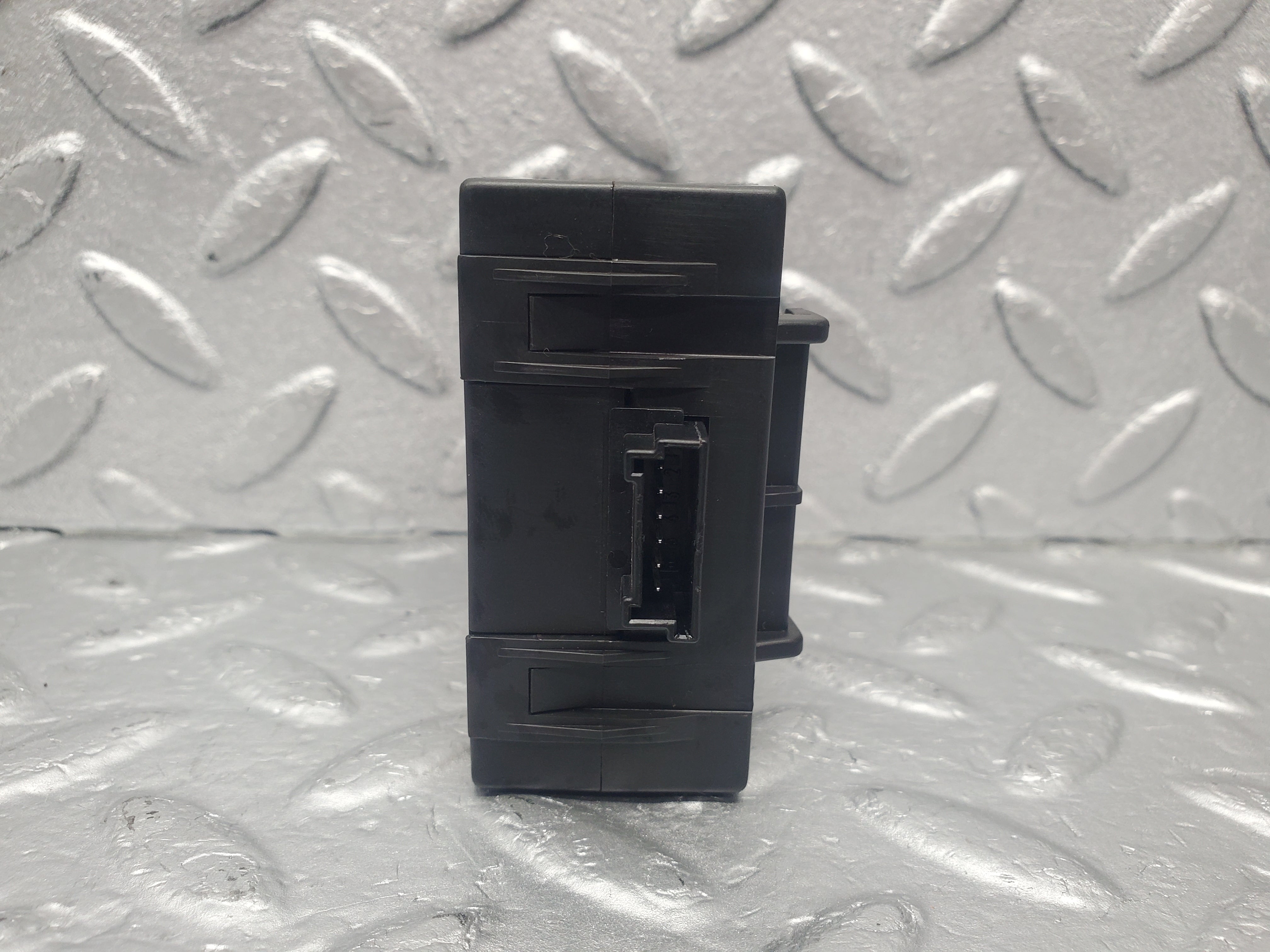 1499 Mercedes-Benz W220 S430 Alarm Control Module 2038202726