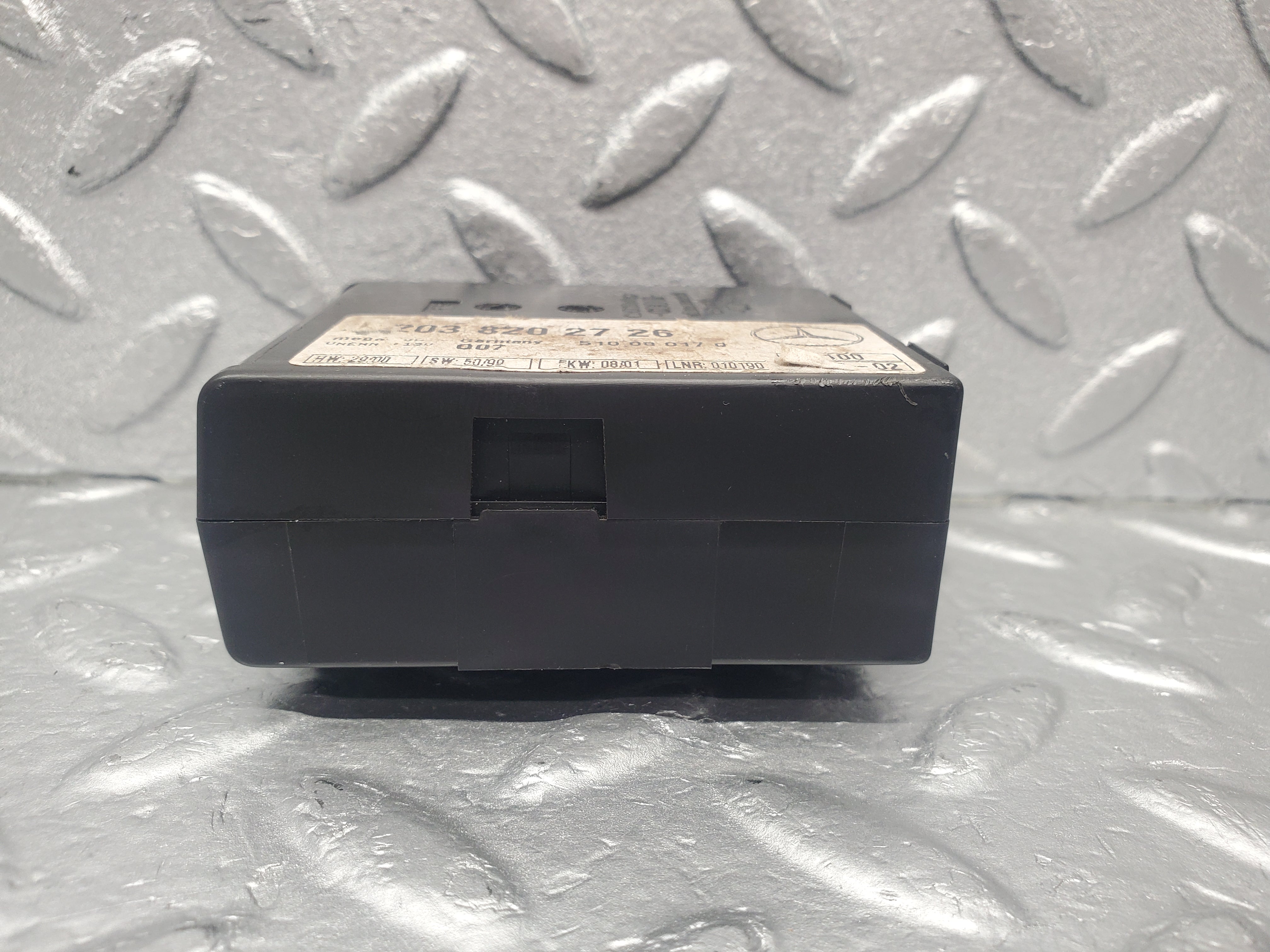 1499 Mercedes-Benz W220 S430 Alarm Control Module 2038202726