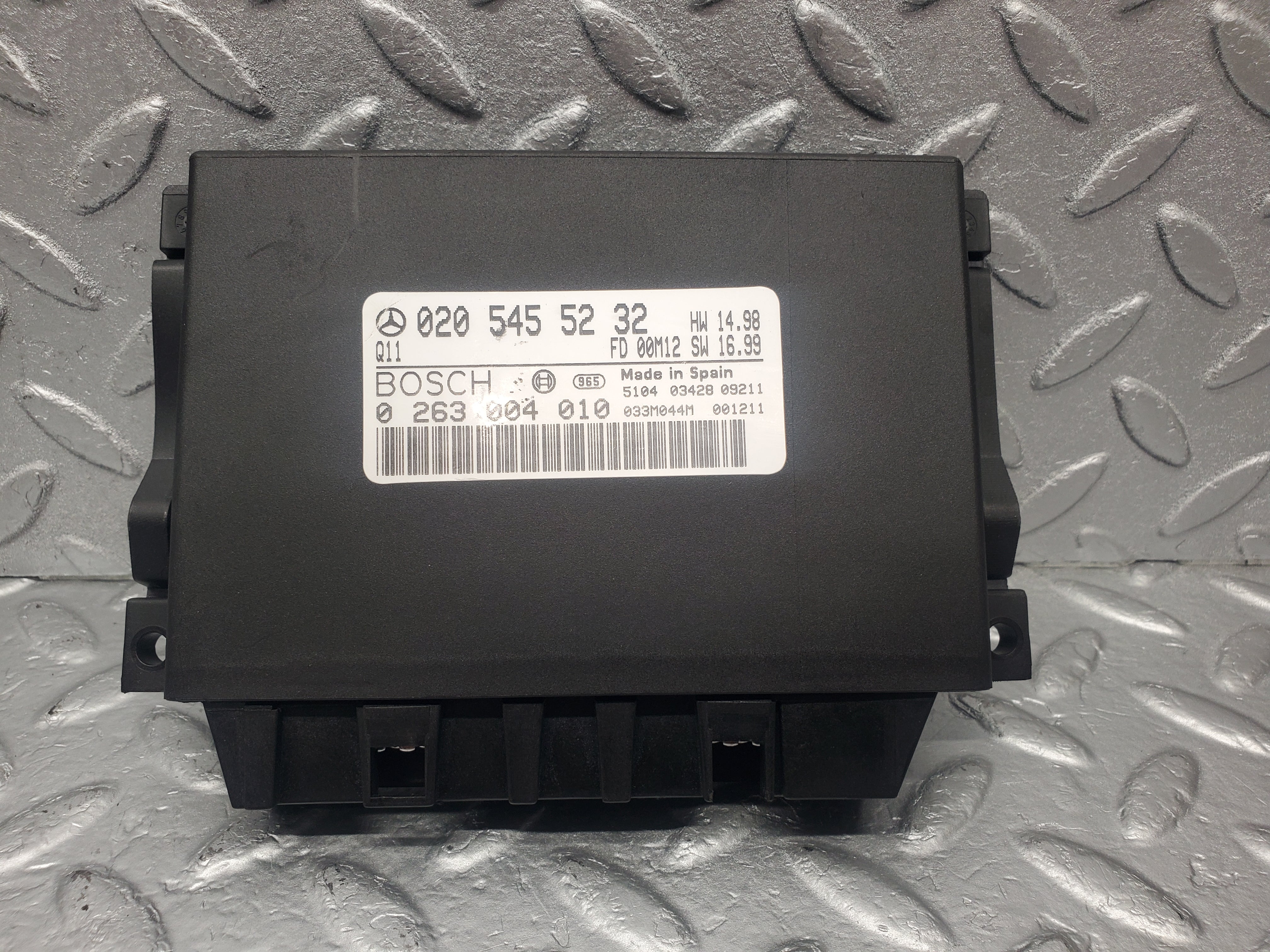 1501 Mercedes-Benz W220 S430 Parking Sensor Bosch 0205455232