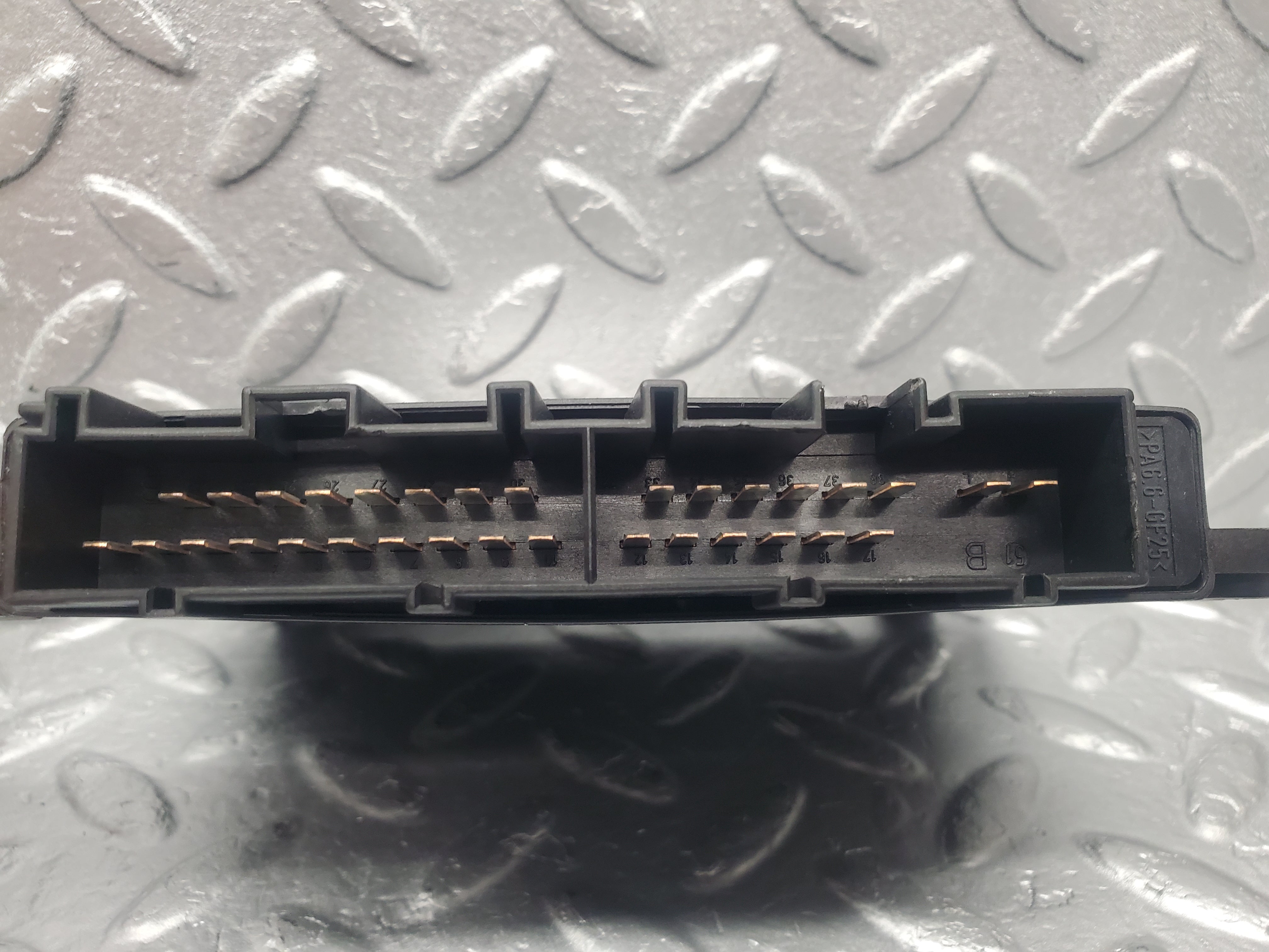 1501 Mercedes-Benz W220 S430 Parking Sensor Bosch 0205455232