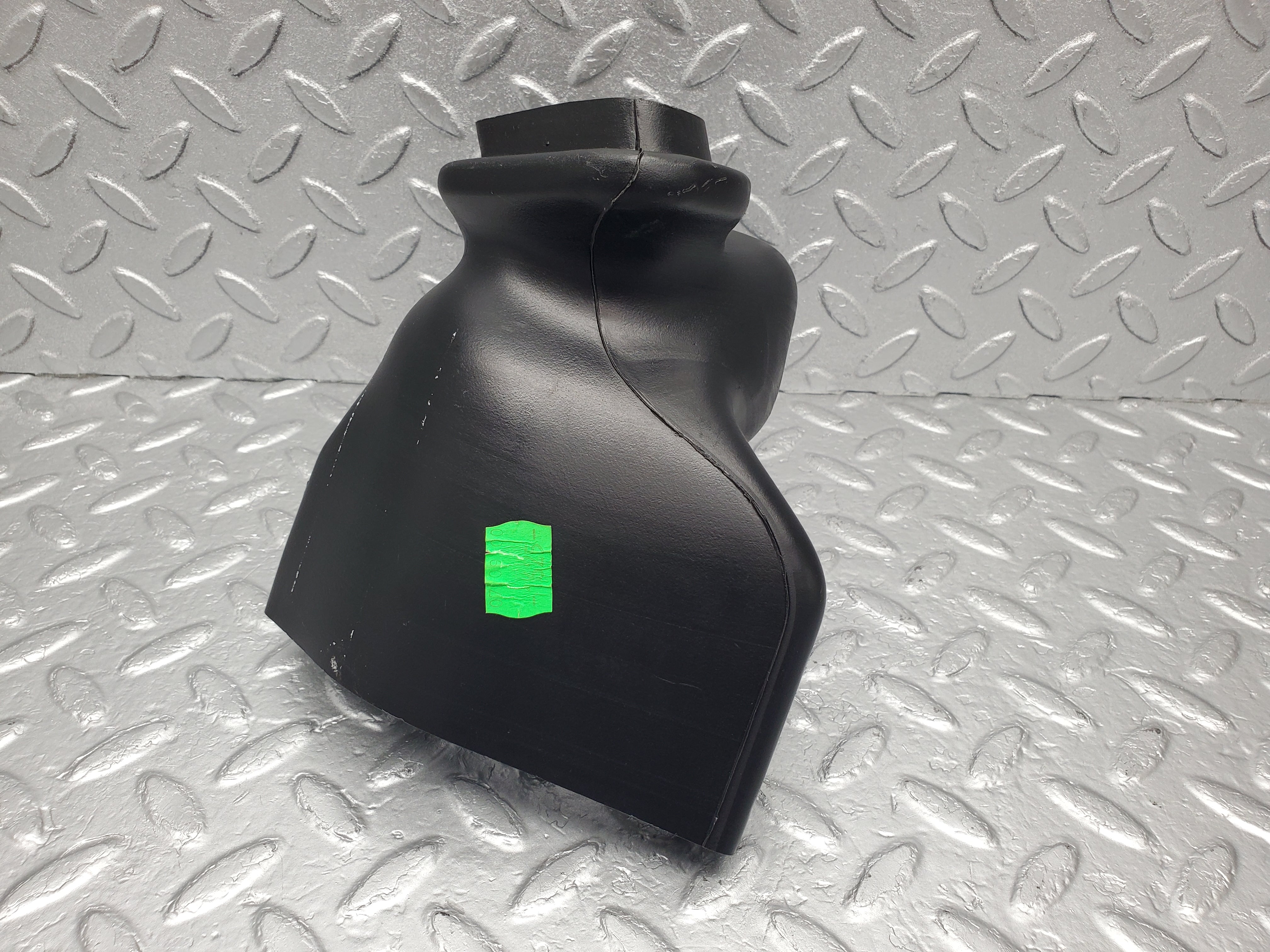 1505 Mercedes-Benz W220 S430 Air Duct Pipe 2208310846