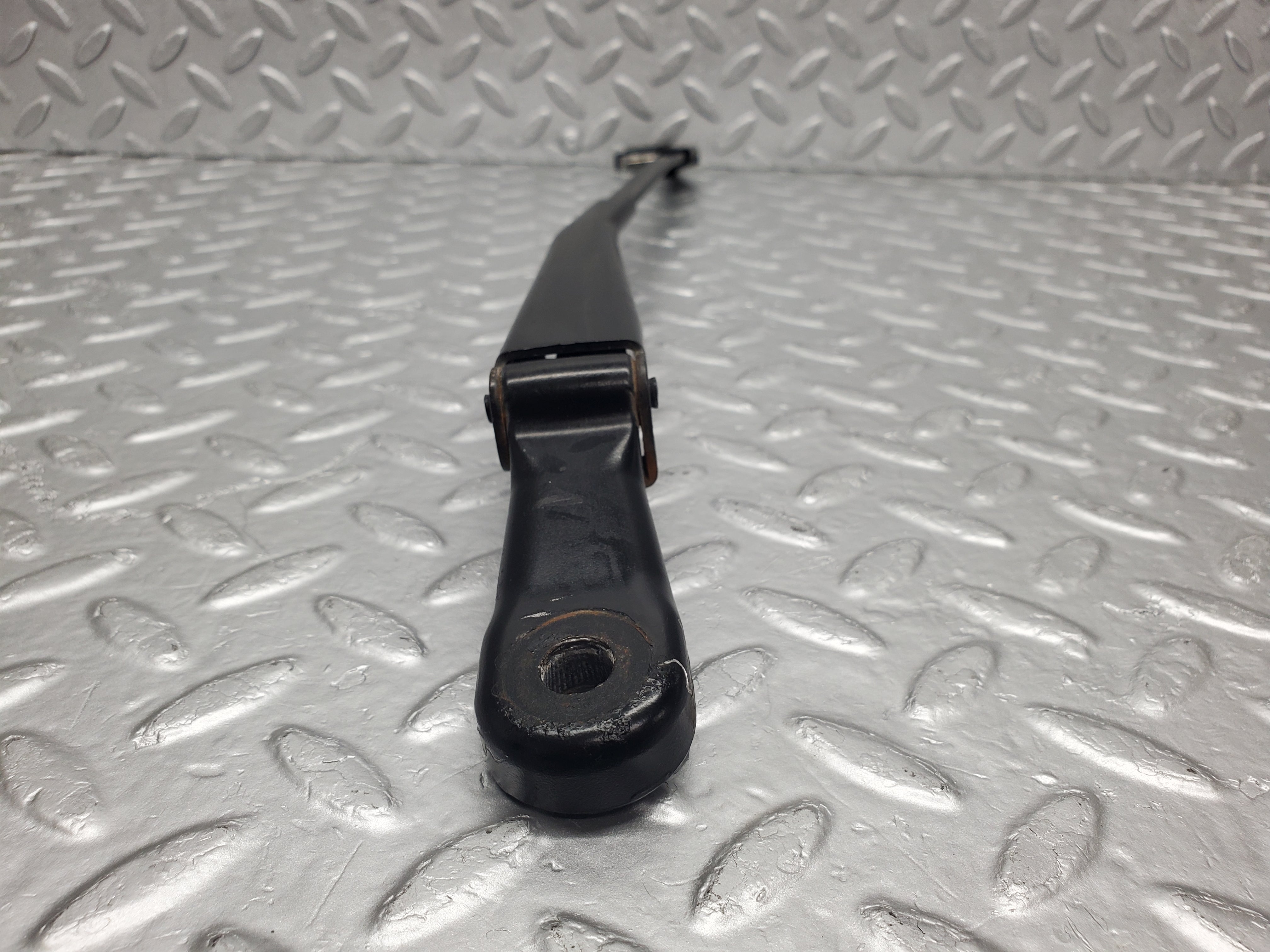 1513 Mercedes-Benz W220 S430 Wiper Arm Right Side 2208201844