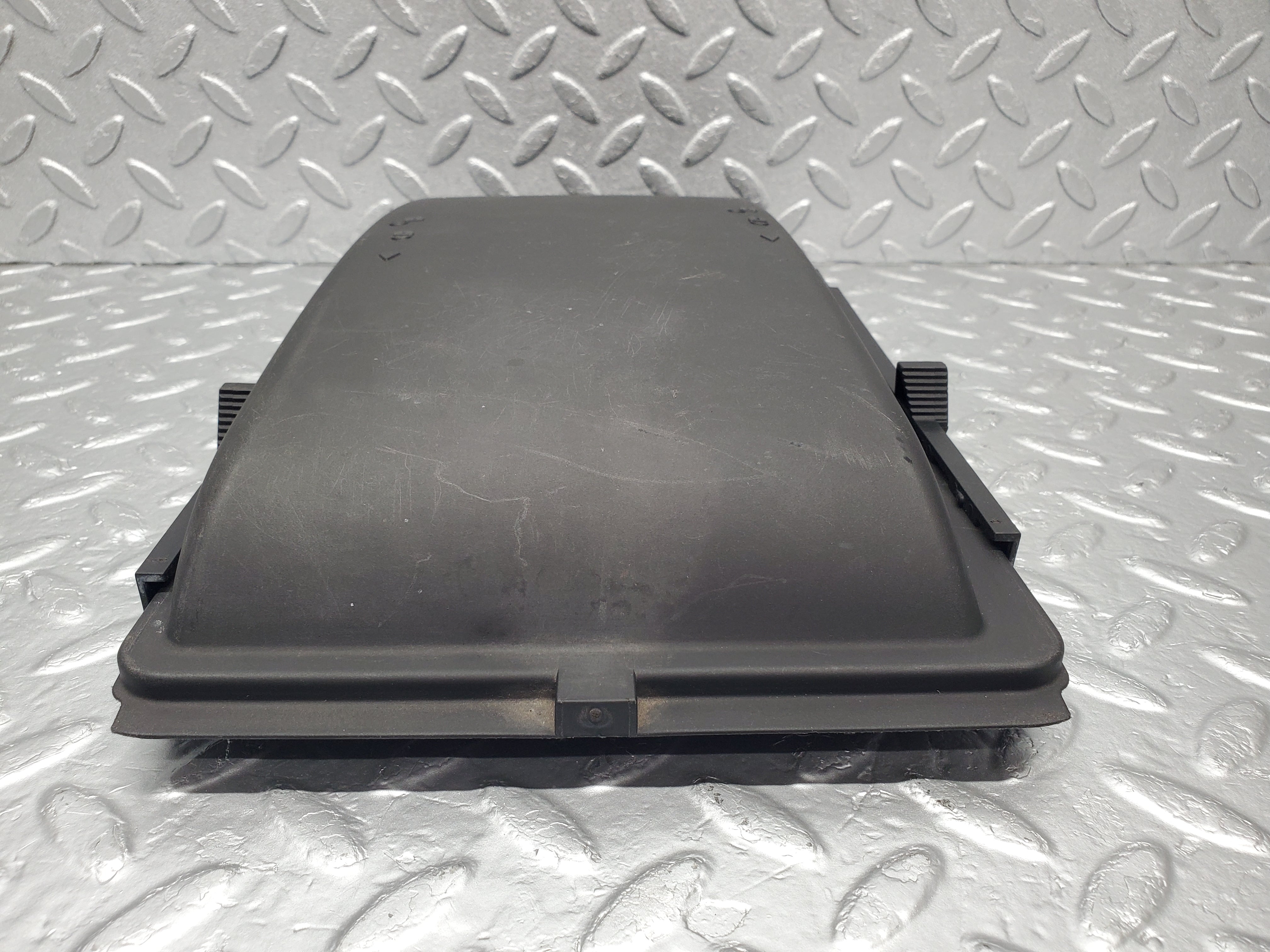 1515 Mercedes-Benz W220 S430 Ecu Fuse Box Cover 2205400382
