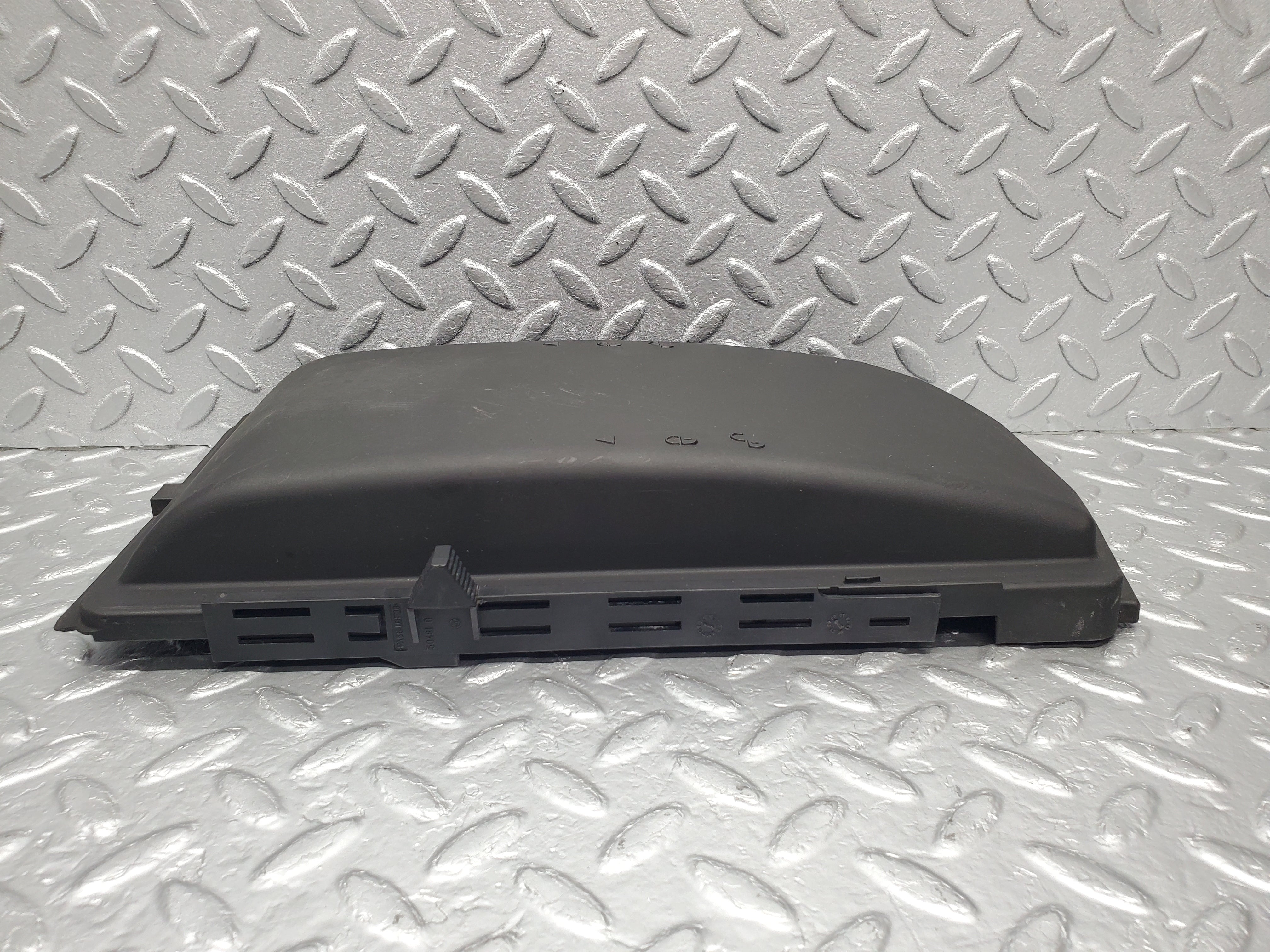 1515 Mercedes-Benz W220 S430 Ecu Fuse Box Cover 2205400382