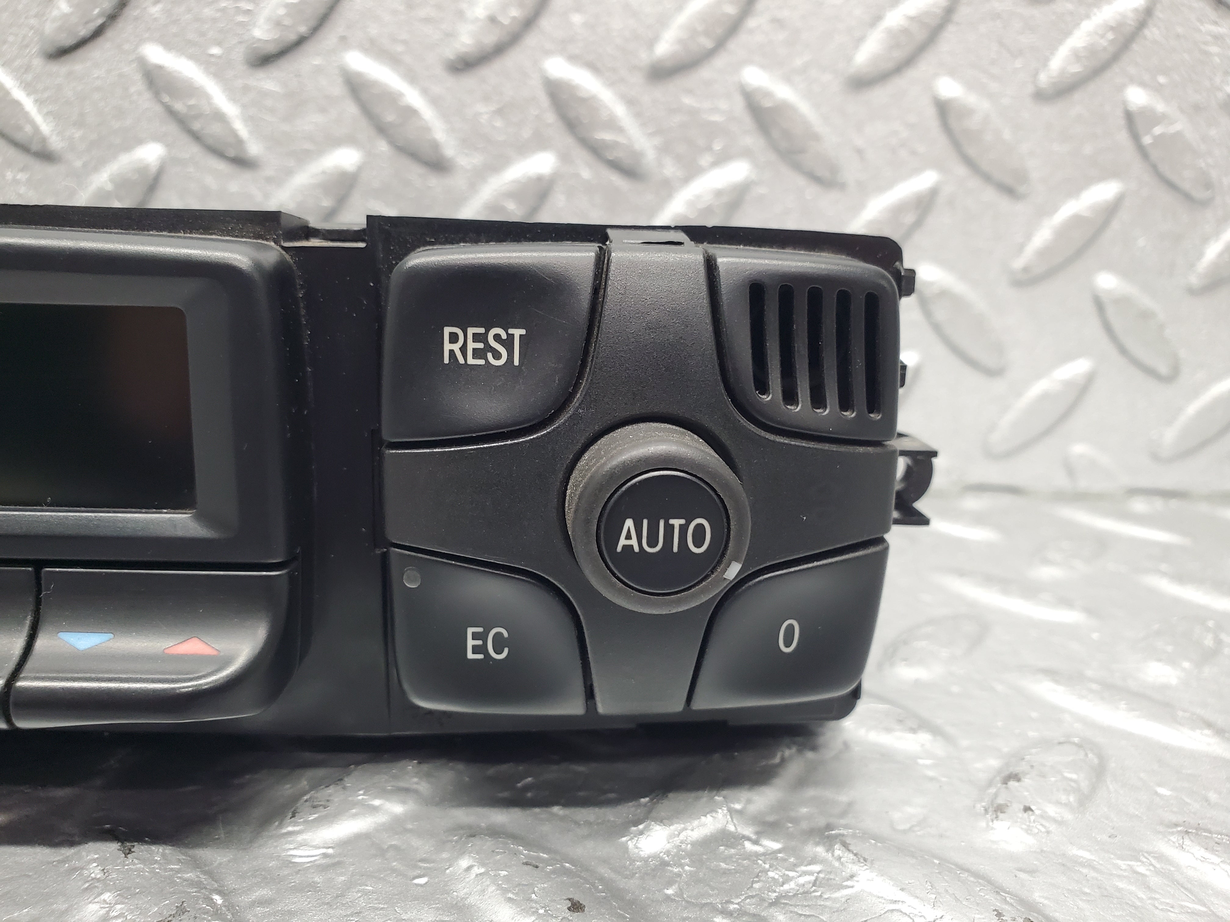 1518 Mercedes-Benz W220 S430 Heater Control Panel 2208300185