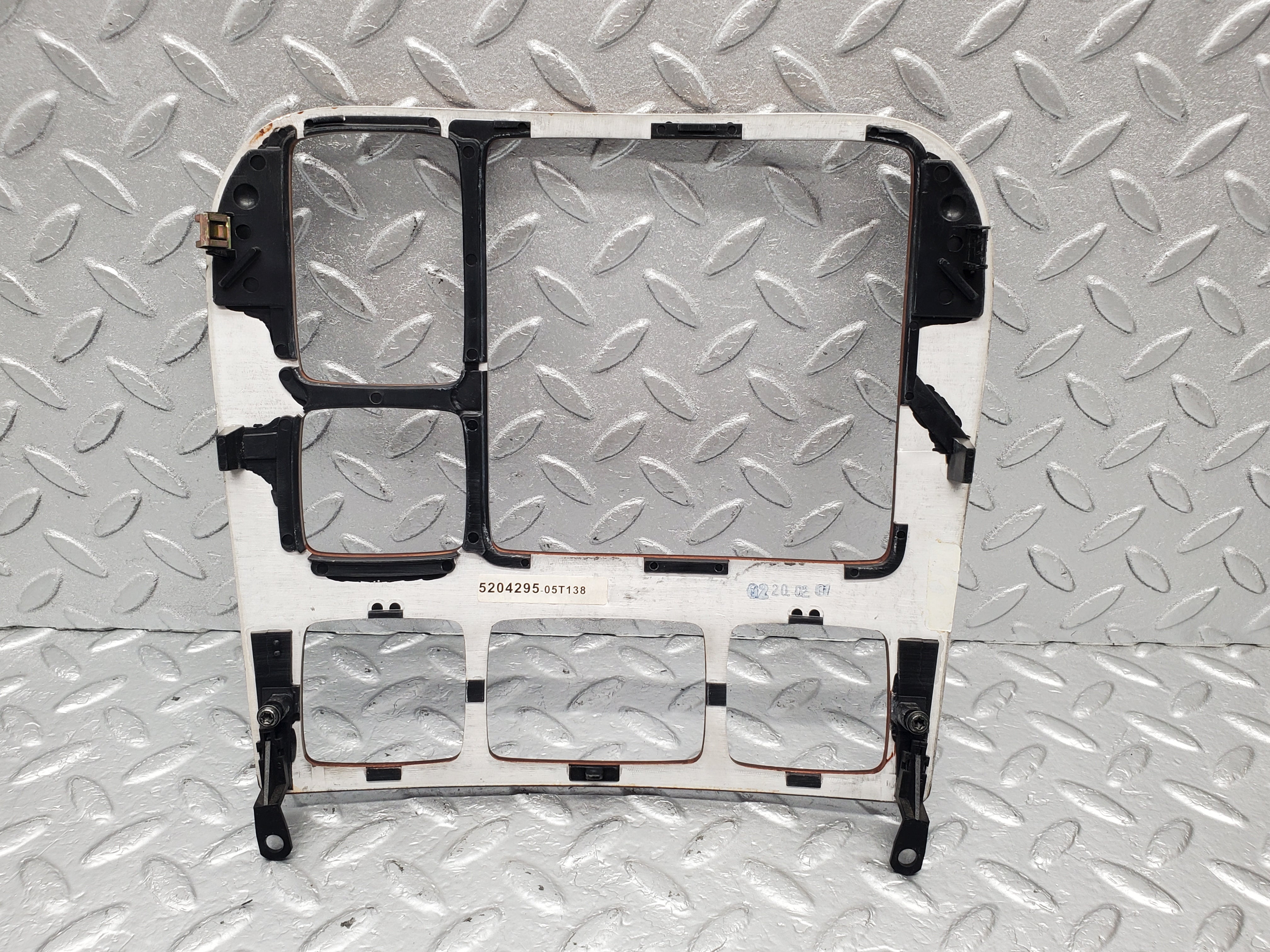 1519 Mercedes-Benz W220 S430 Dashboard Centre Surround Trim Cover Panel