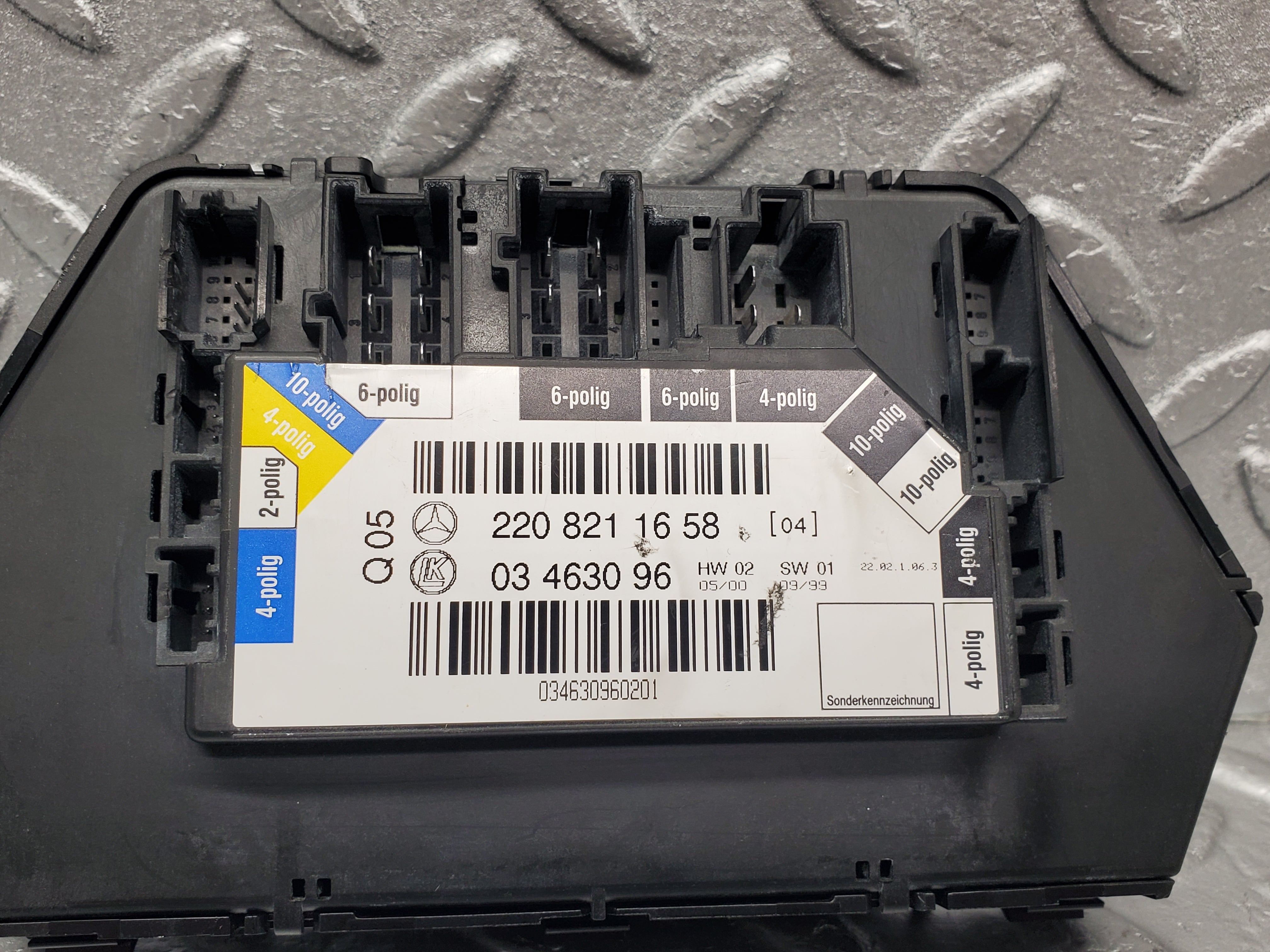 1531 Mercedes-Benz W220 S430 Door Control Panel Rear Right 2208211658