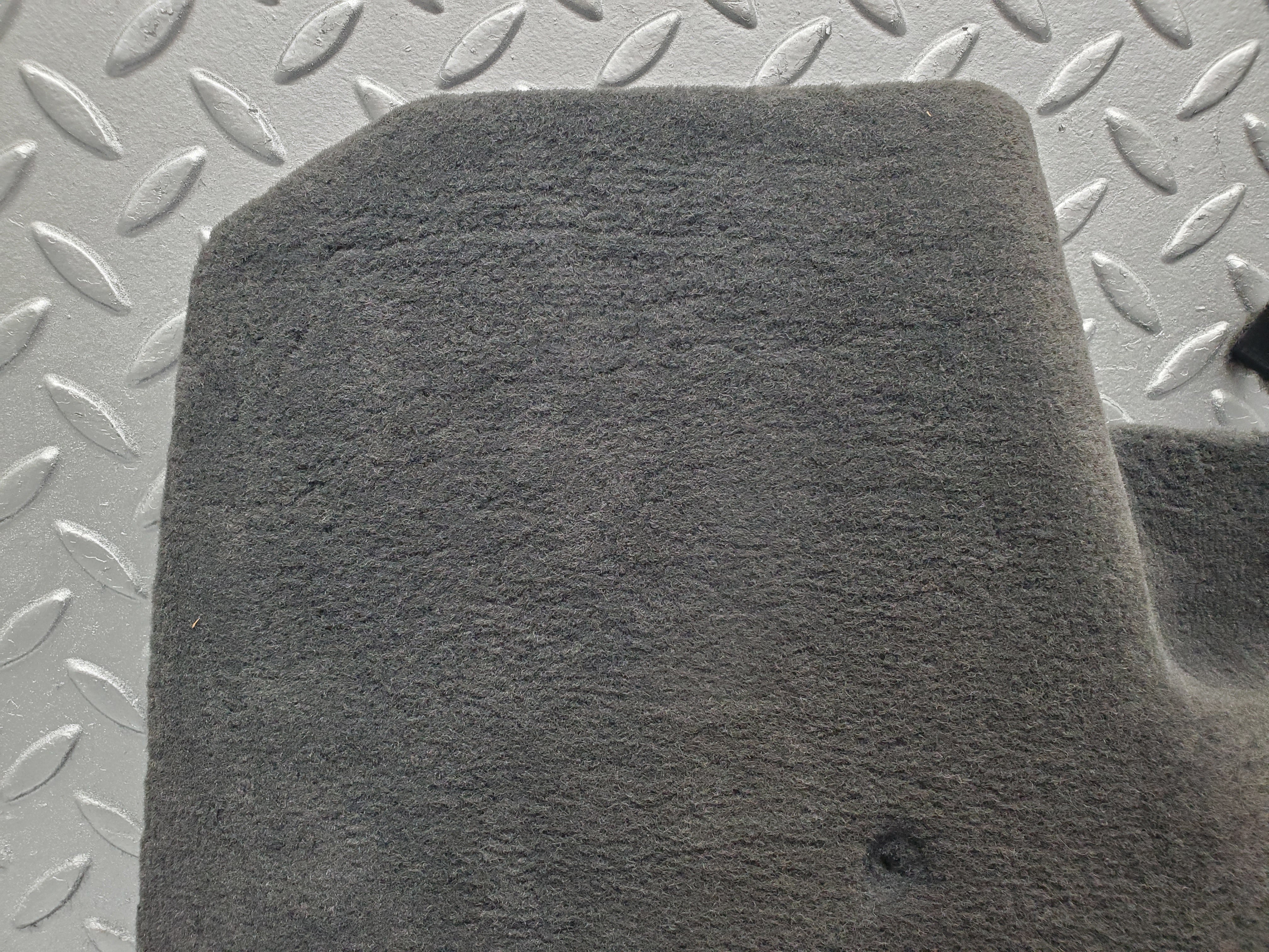 1532 Mercedes-Benz W220 S430 Front Right Kick Panel 2206800480