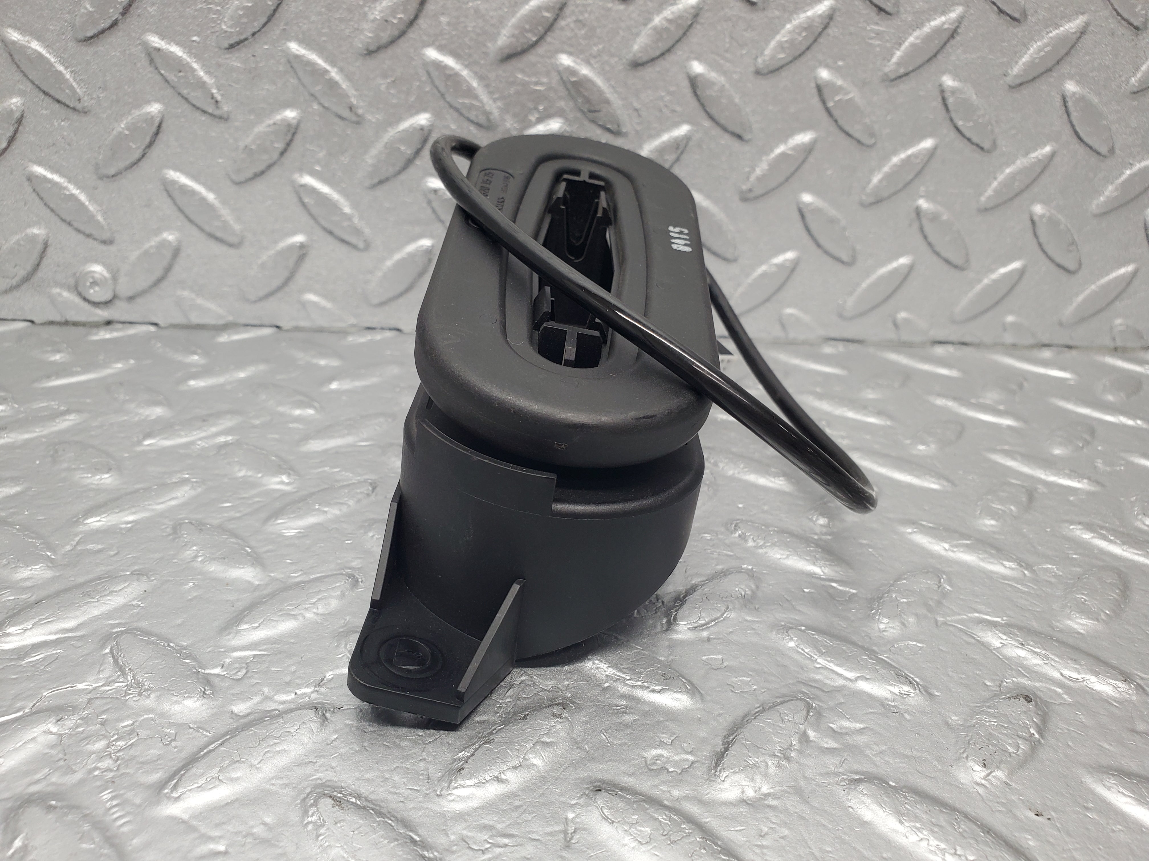 1536 Mercedes-Benz W220 S430 Keyless Go Antenna 2208201575