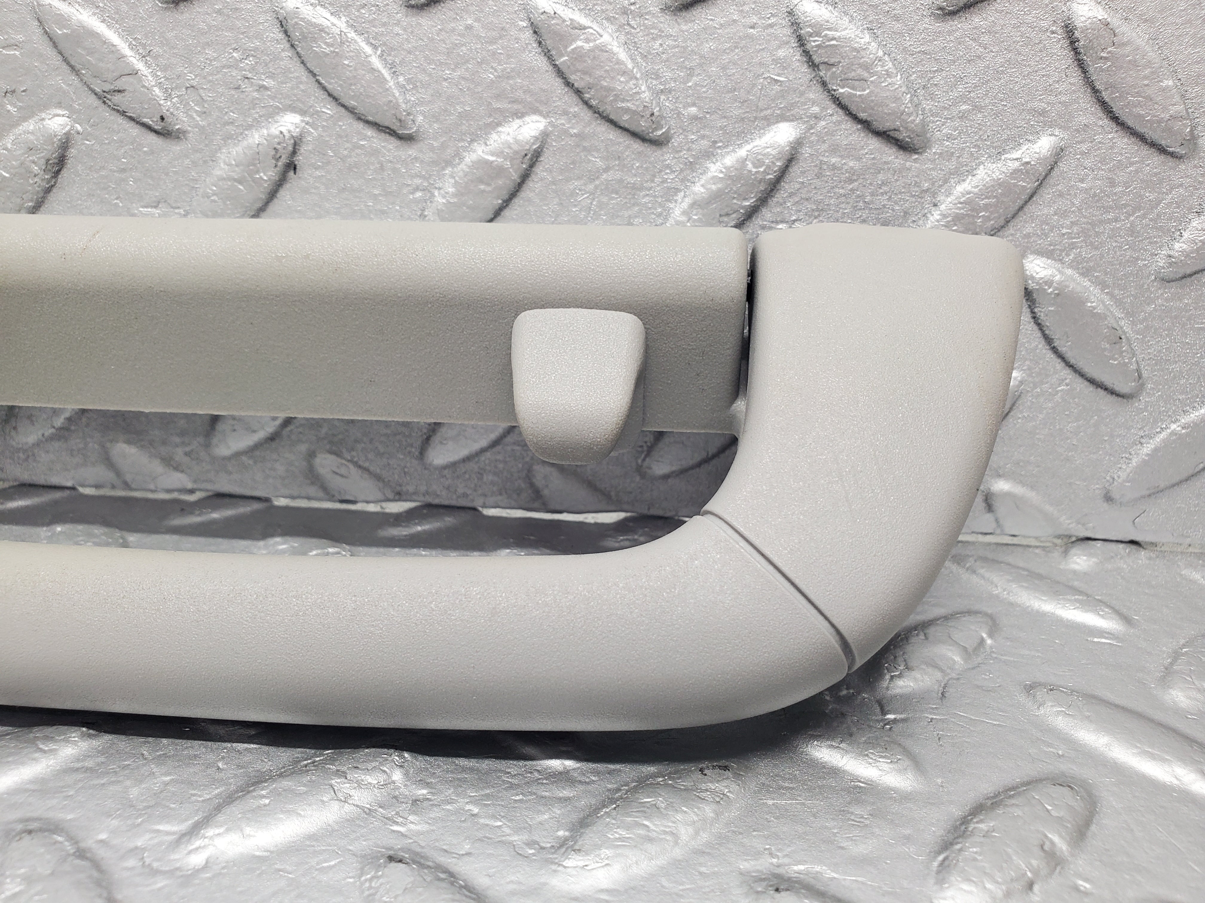 1554 Mercedes-Benz W220 S430 Interior Roof Grab Handle 2208100551