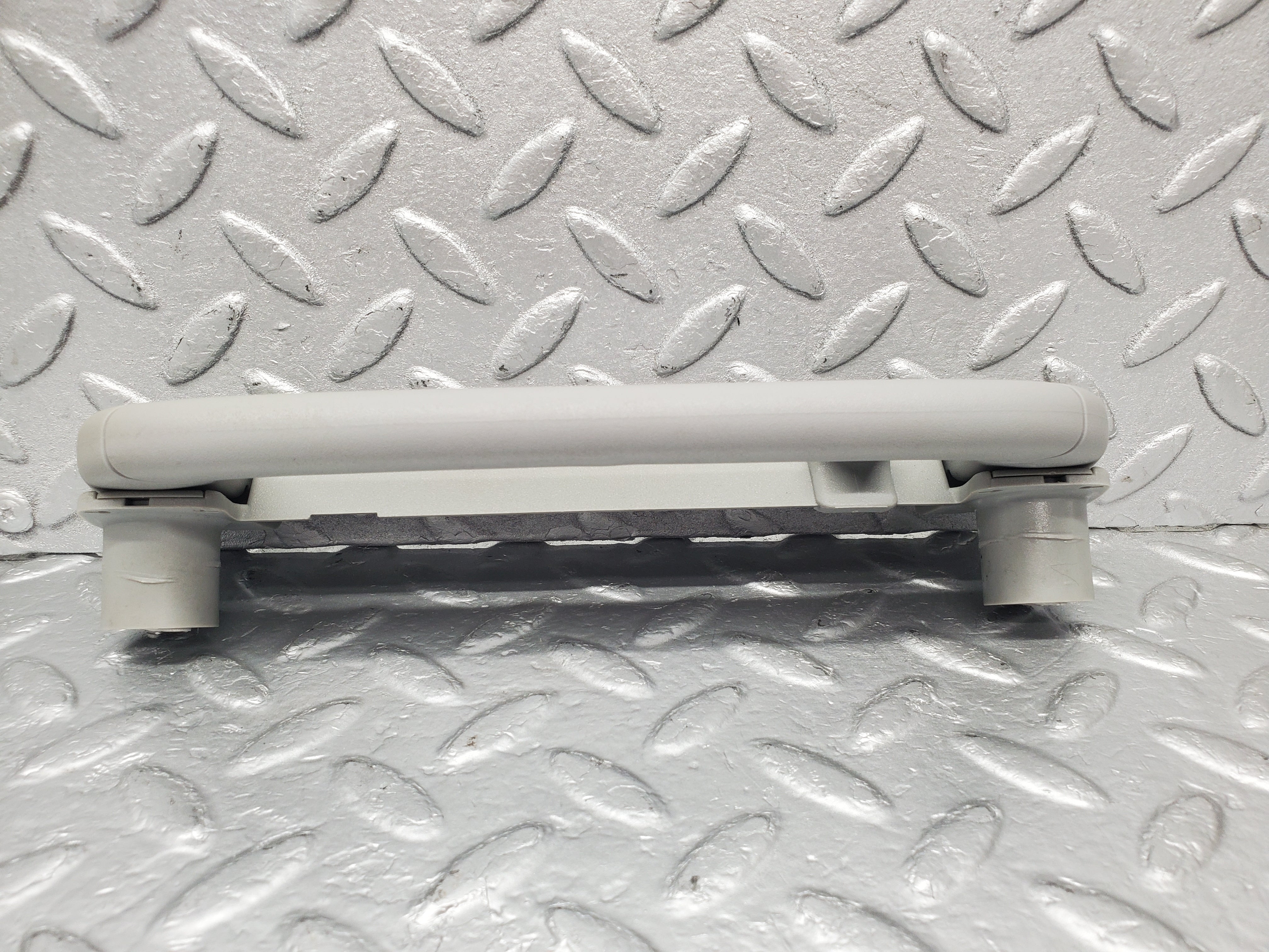 1554 Mercedes-Benz W220 S430 Interior Roof Grab Handle 2208100551