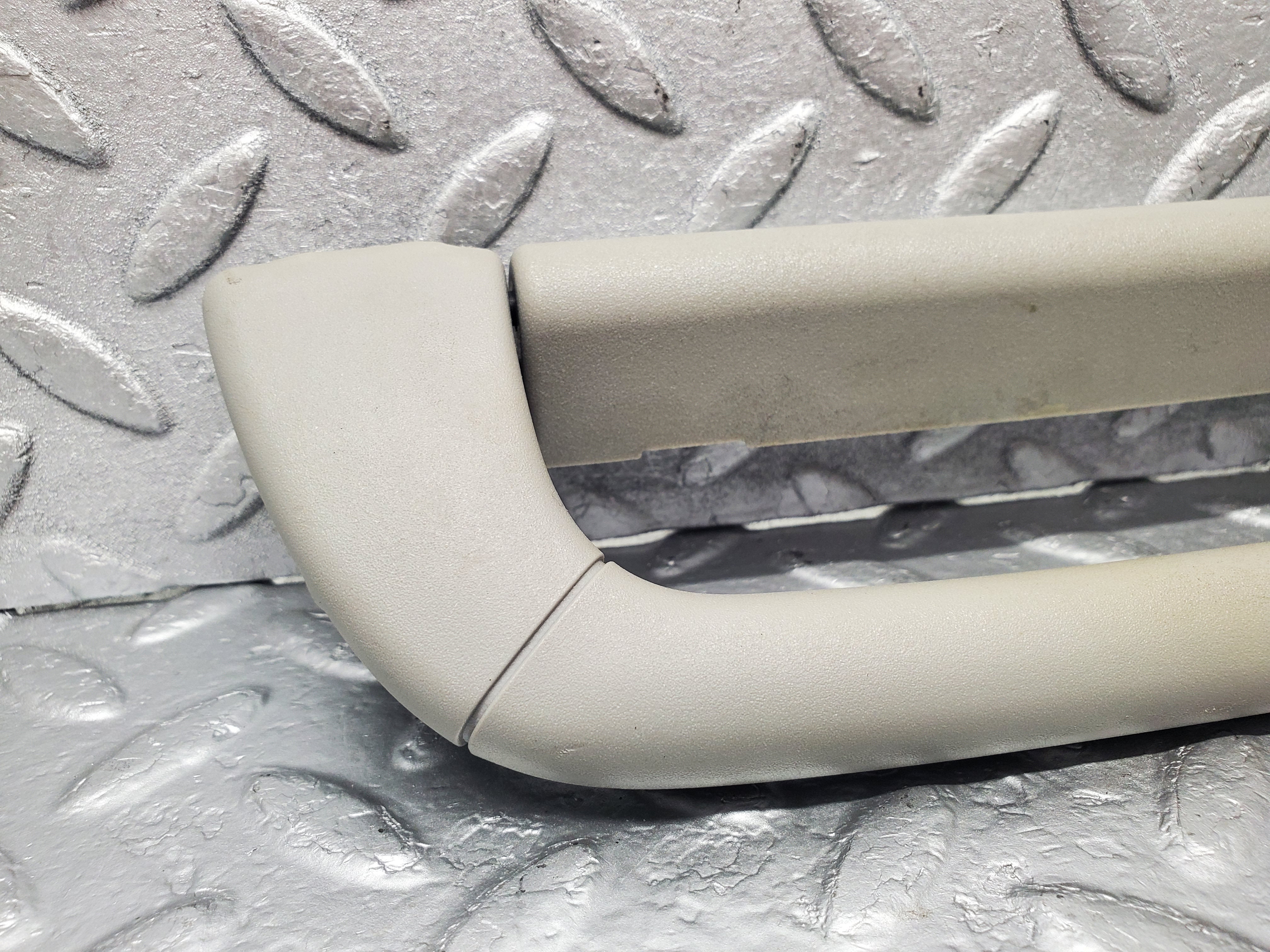 1556 Mercedes-Benz W220 S430 Interior Roof Grab Handle 2208100551