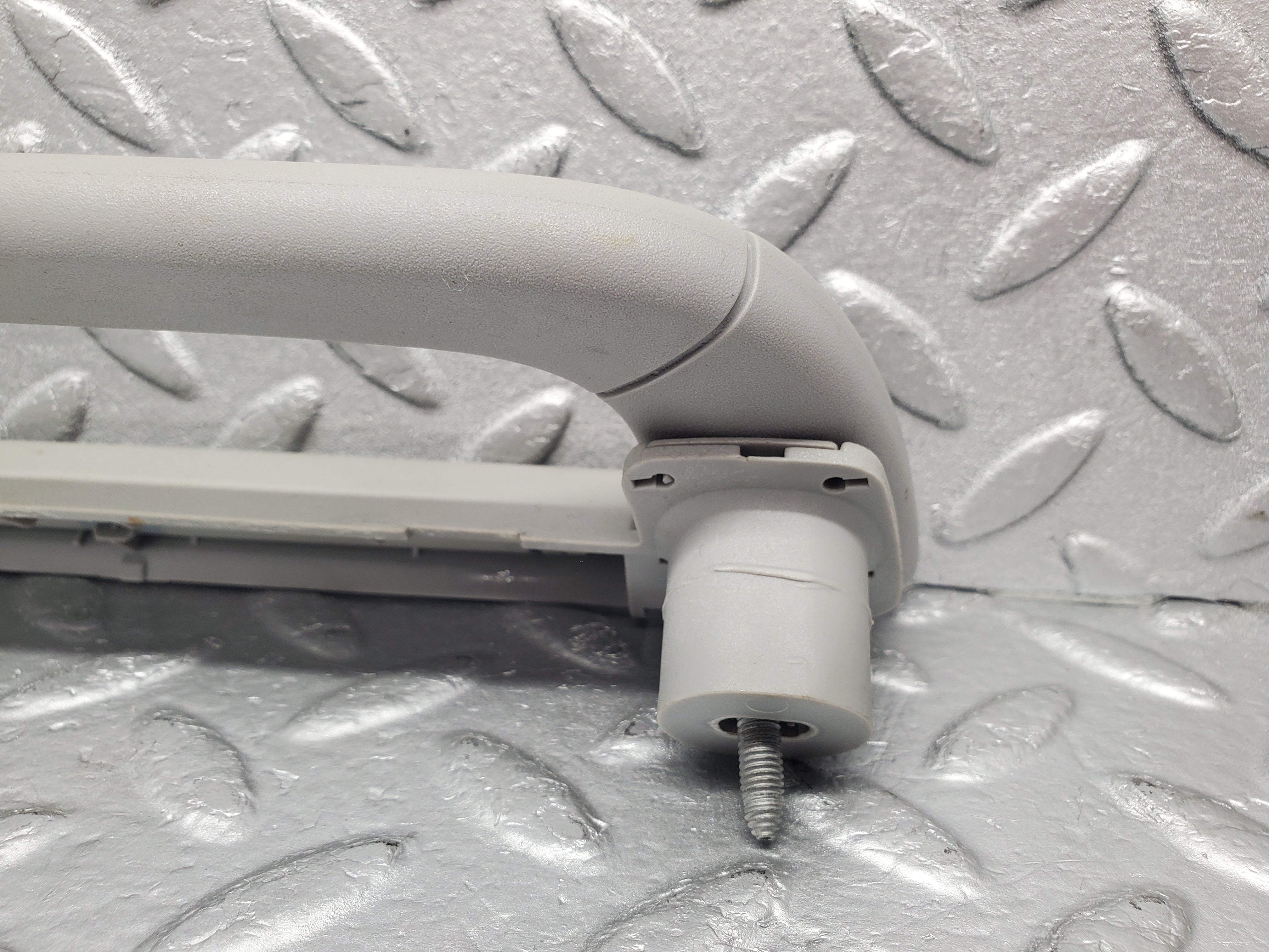 1556 Mercedes-Benz W220 S430 Interior Roof Grab Handle 2208100551