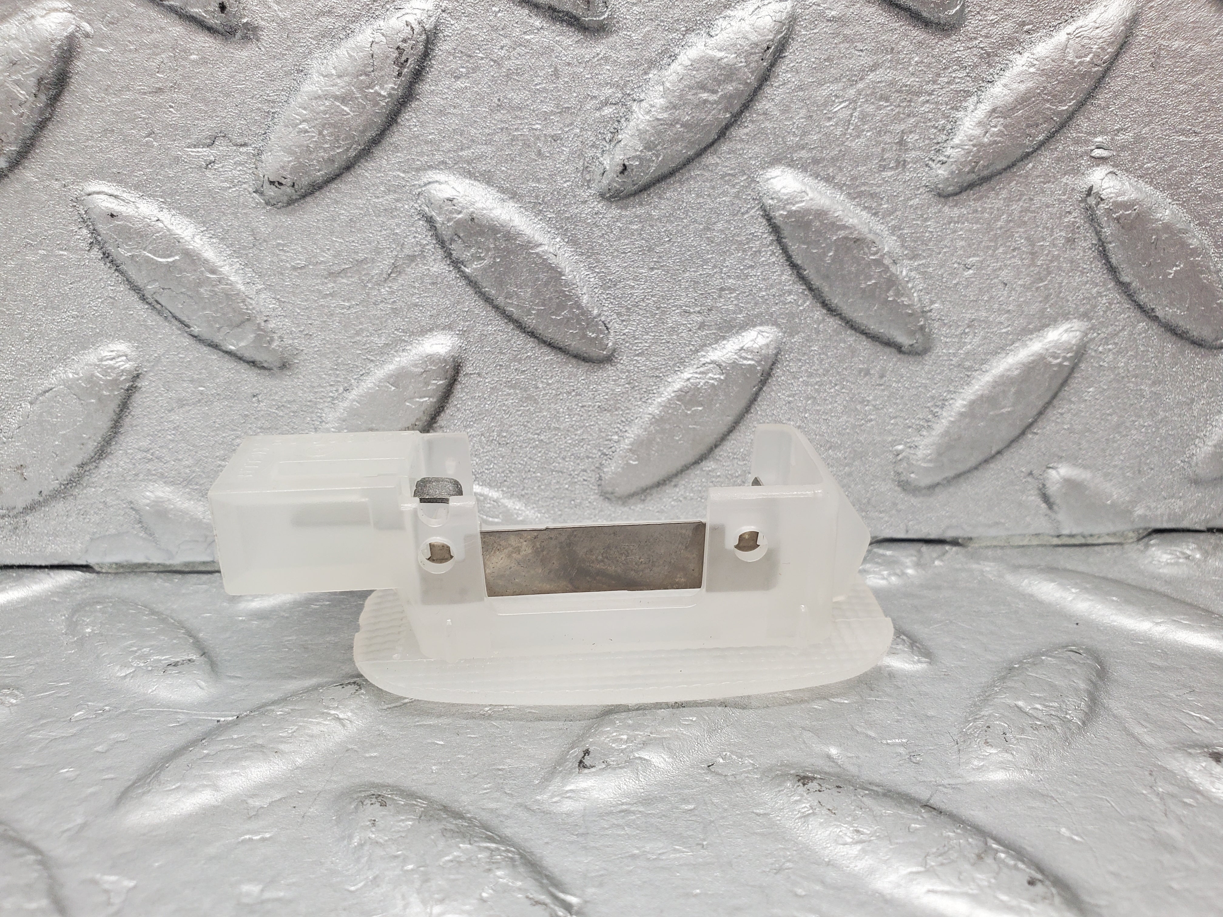 1560 Mercedes-Benz W220 S430 Interior Dome Light 2088200501