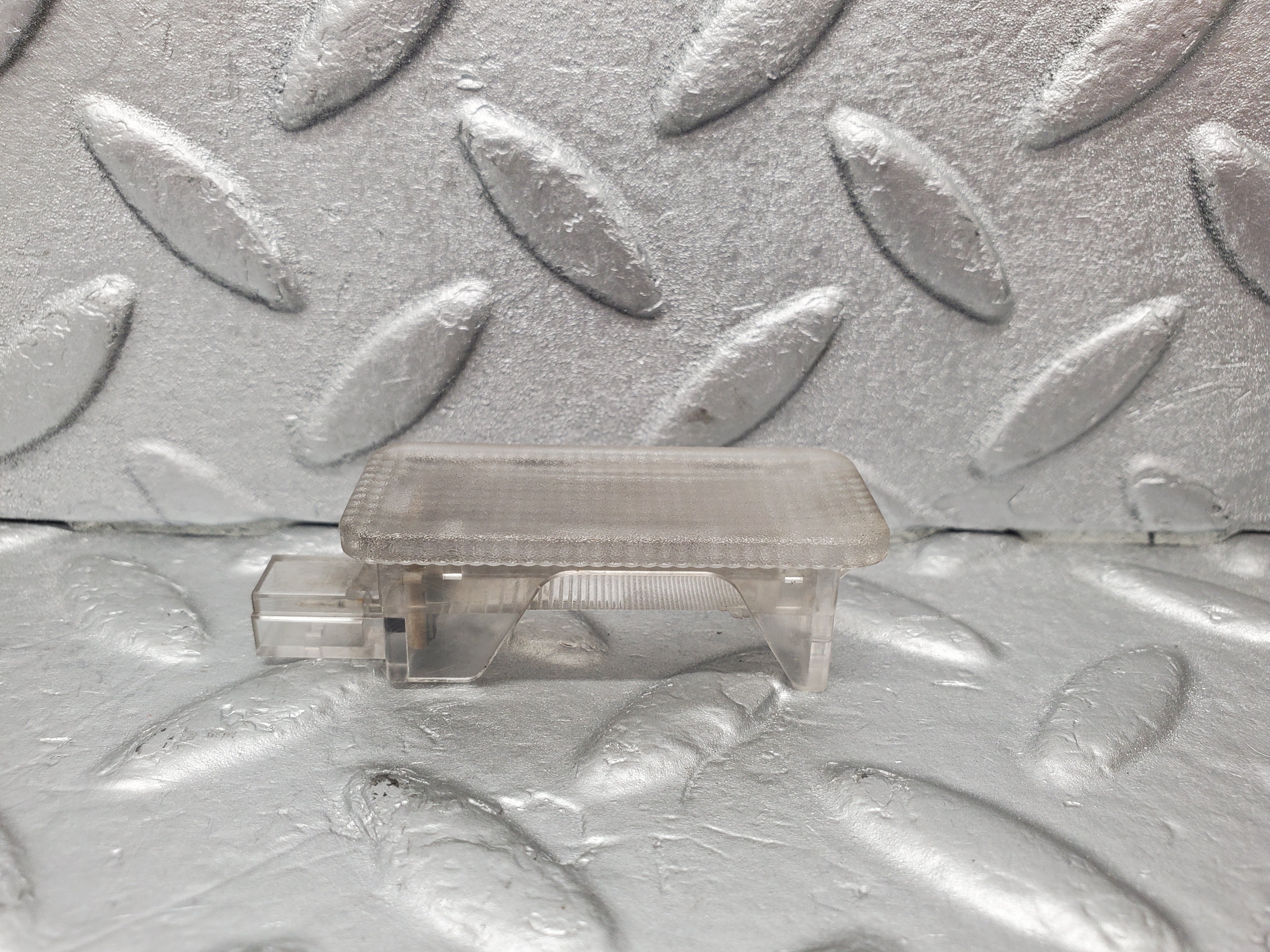 1566 Mercedes-Benz W220 S430 Under Dashboard Light 2208201101