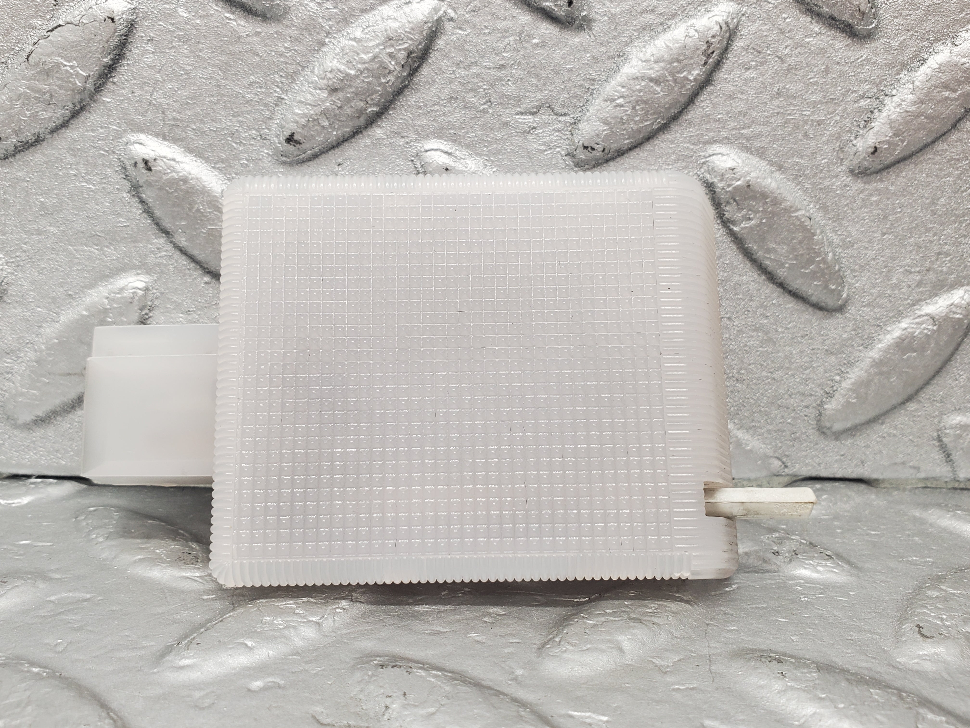 1567 Mercedes-Benz W220 S430 Glove Box Light 2208202001