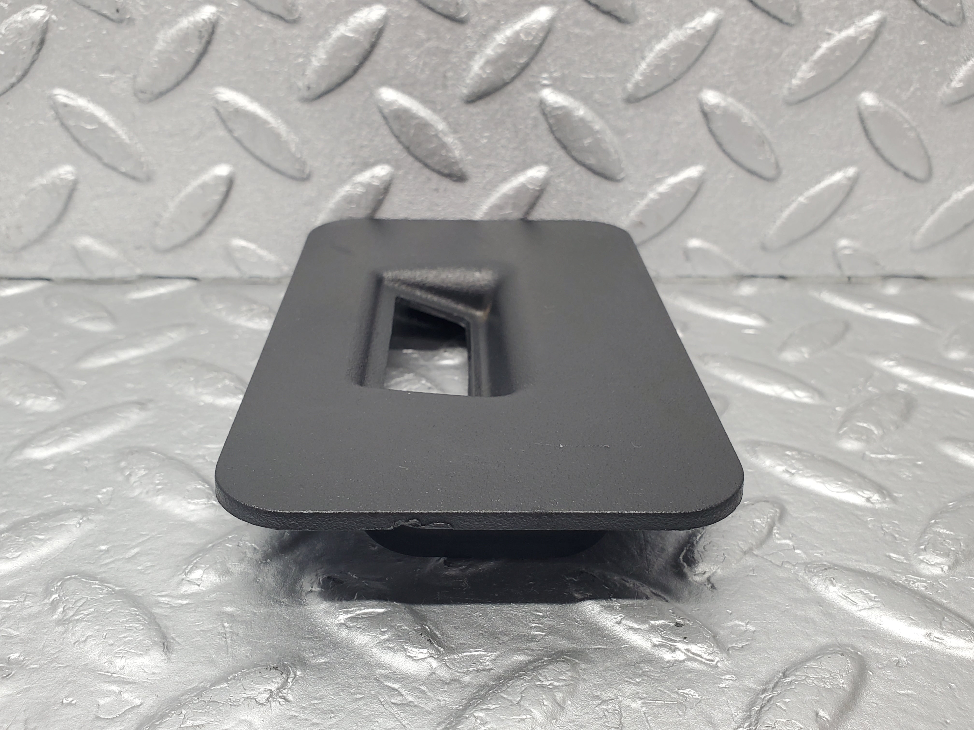 1568 Mercedes-Benz W220 S430 Front Interior Light Cover 2206840818