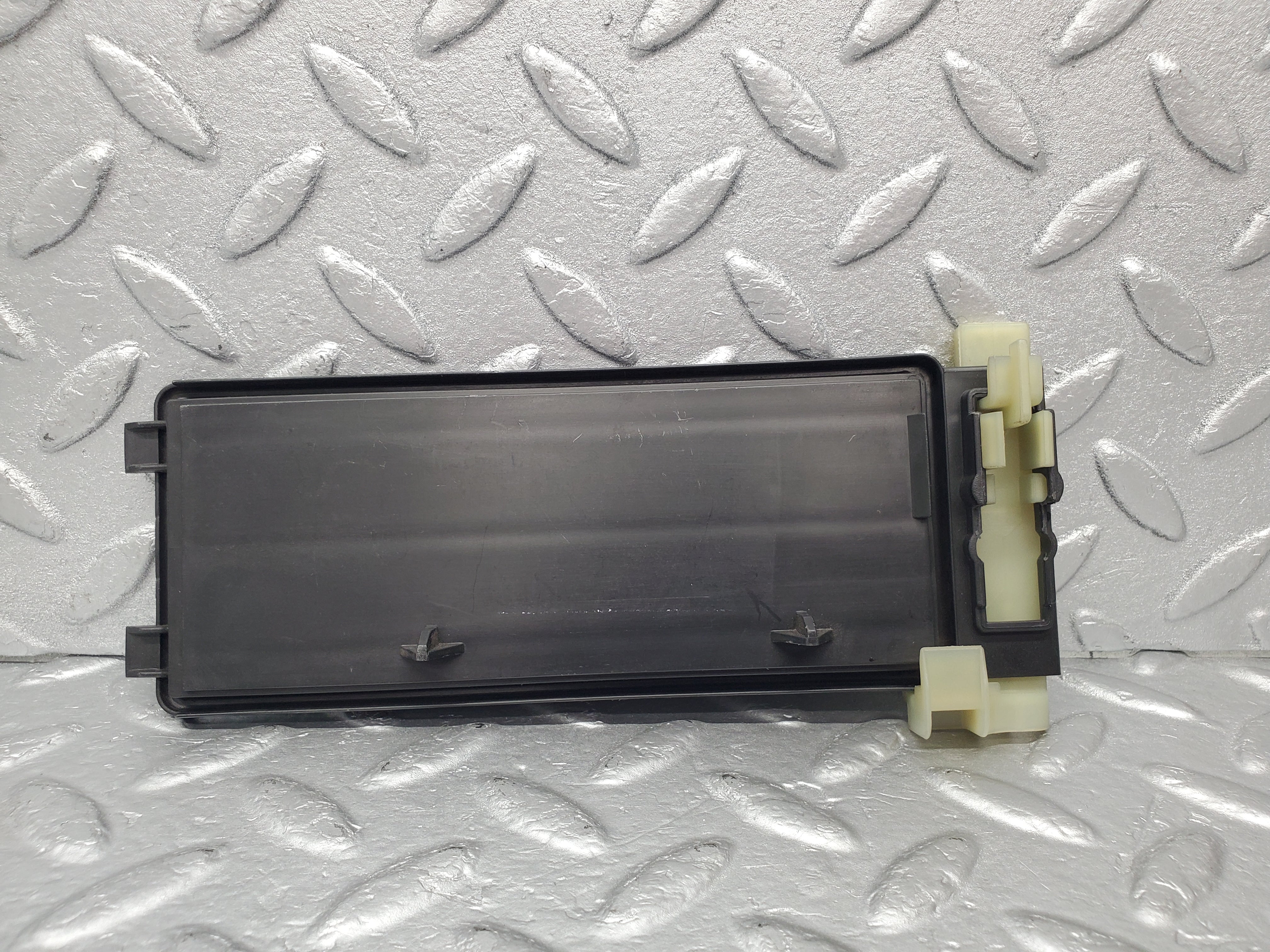 1569 Mercedes-Benz W220 S430 Air Filter Cover 2108303603