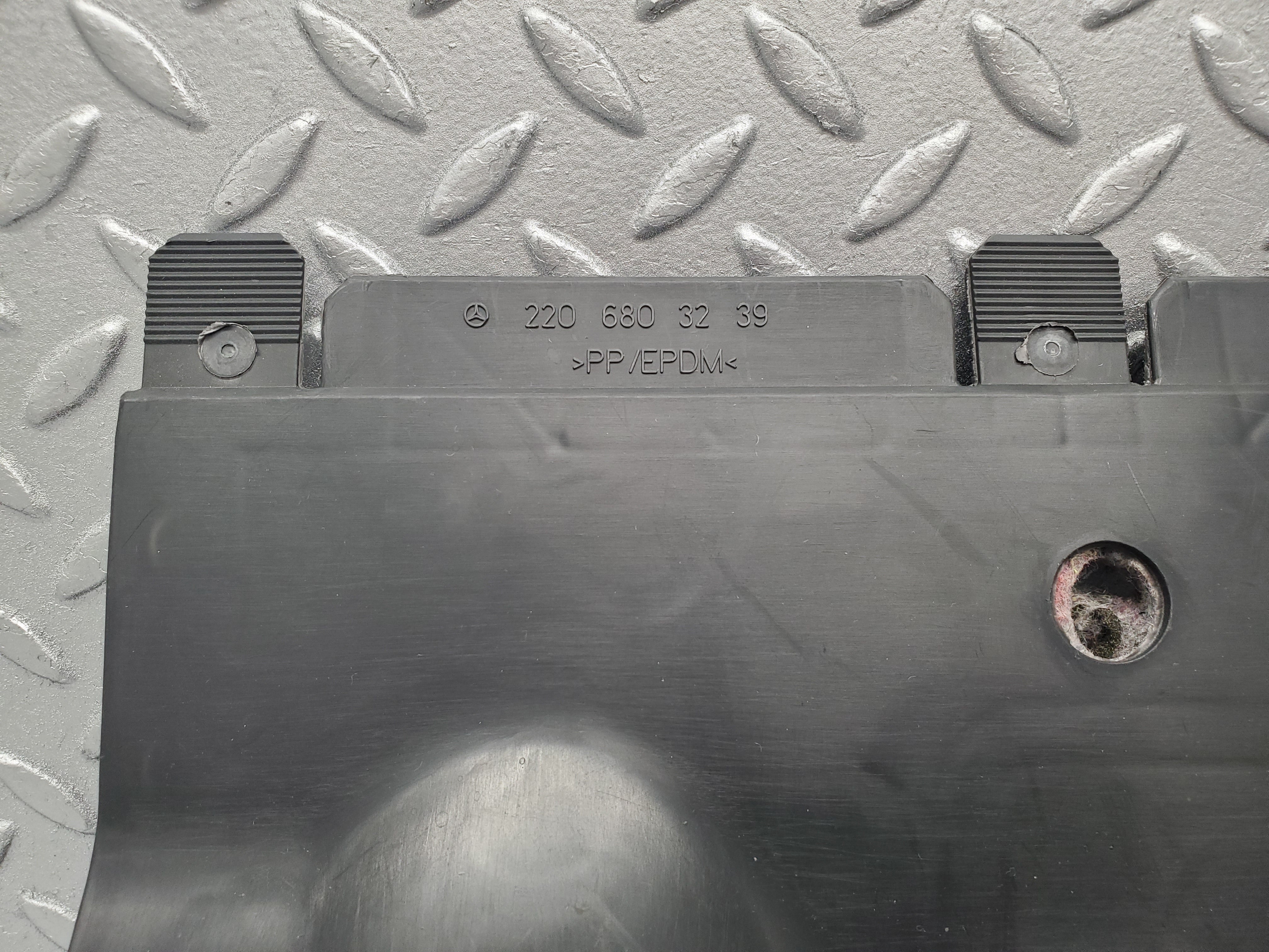 1576 Mercedes-Benz W220 S430 Dashboard Kick Panel Right Side 2206803239