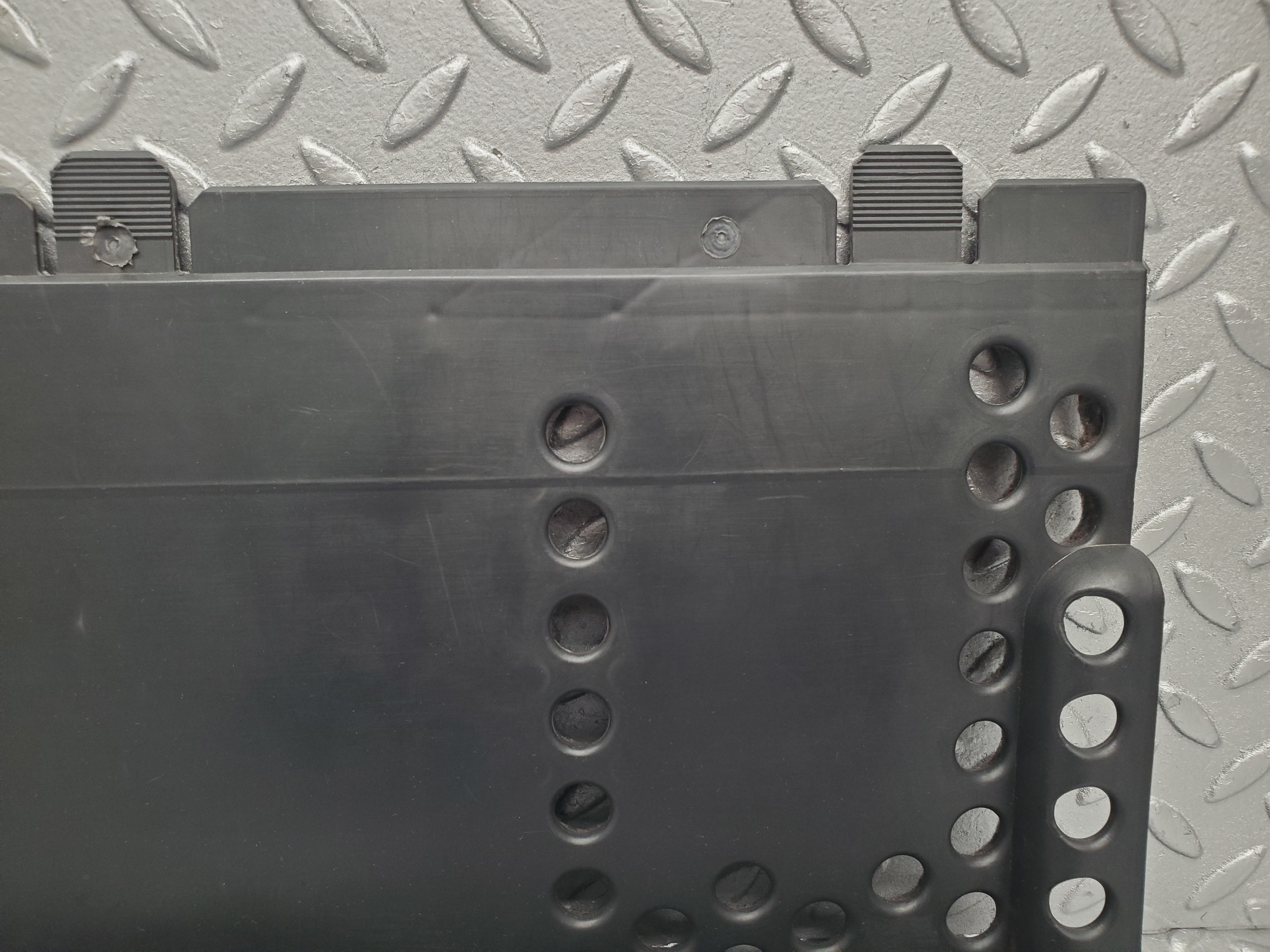 1577 Mercedes-Benz W220 S430 Dashboard Kick Panel Left Side 2206800939