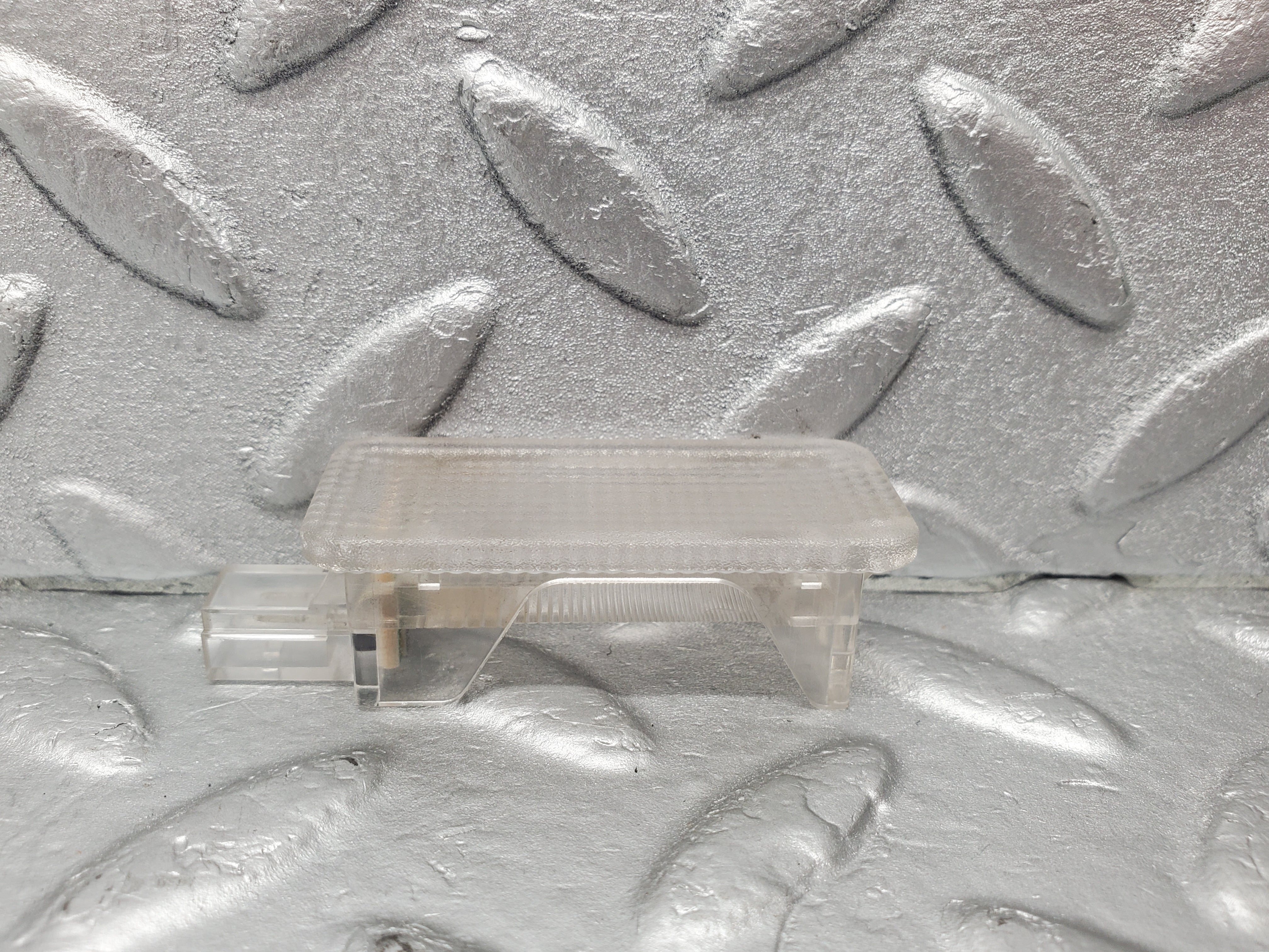 1591 Mercedes-Benz W220 S430 Interior Under Dashboard Light 2208201101