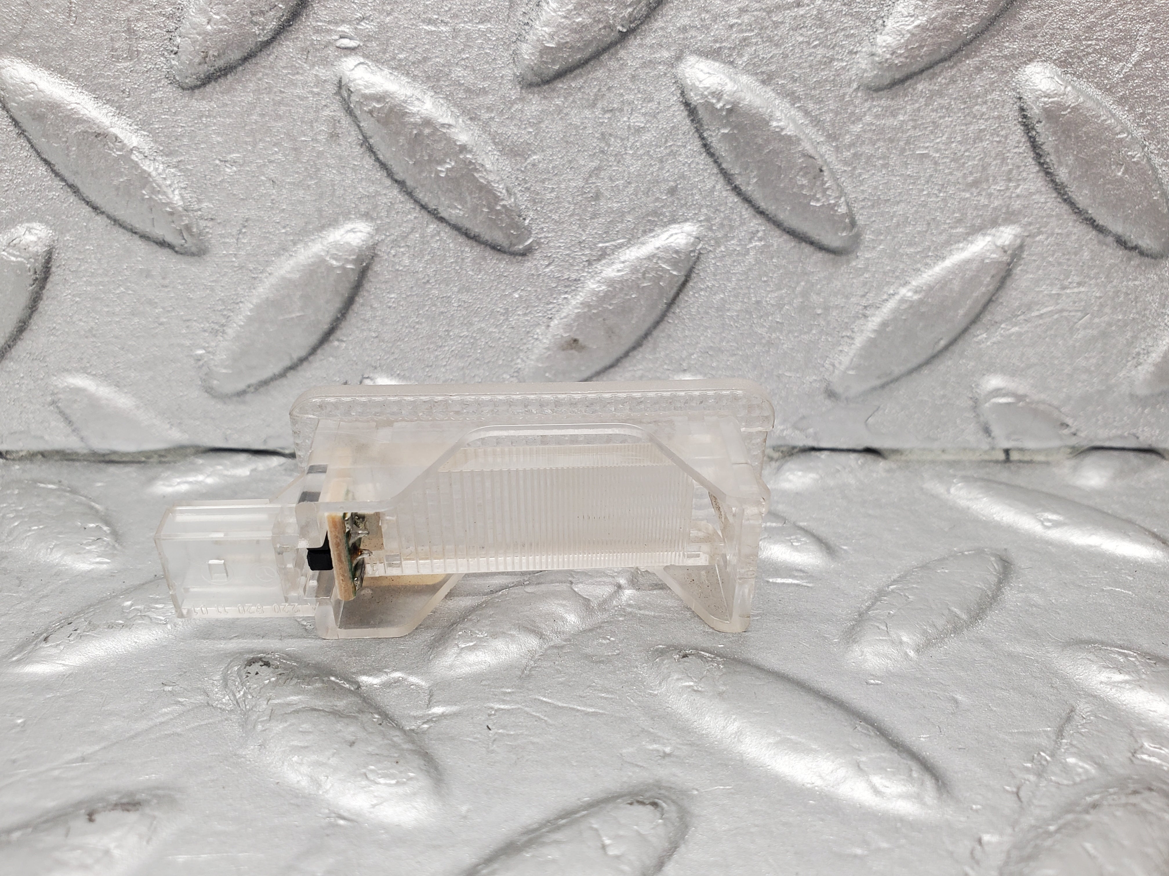 1591 Mercedes-Benz W220 S430 Interior Under Dashboard Light 2208201101