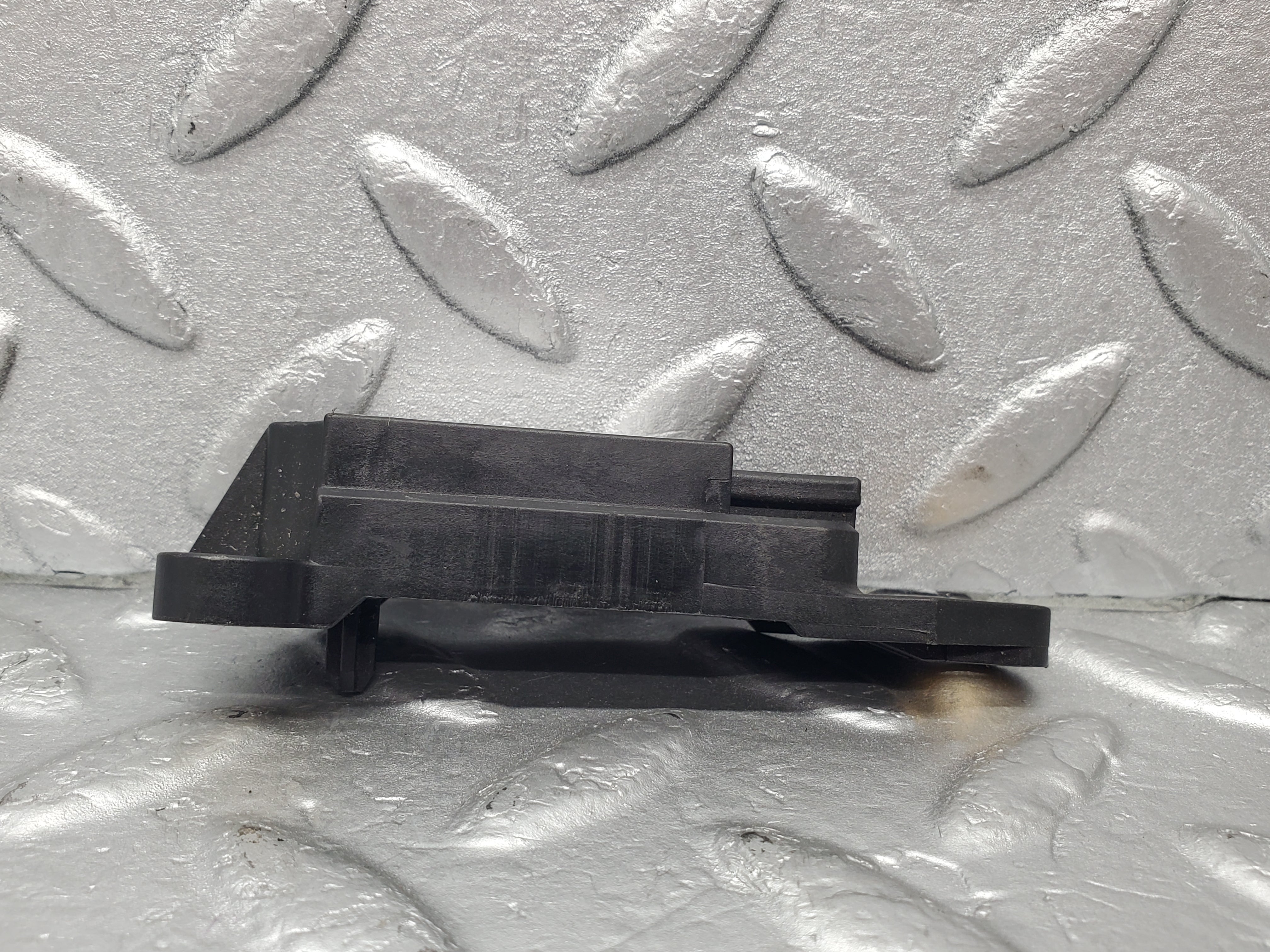 1592 Mercedes-Benz W220 S430 Air Bag Crash Sensor 2208204426