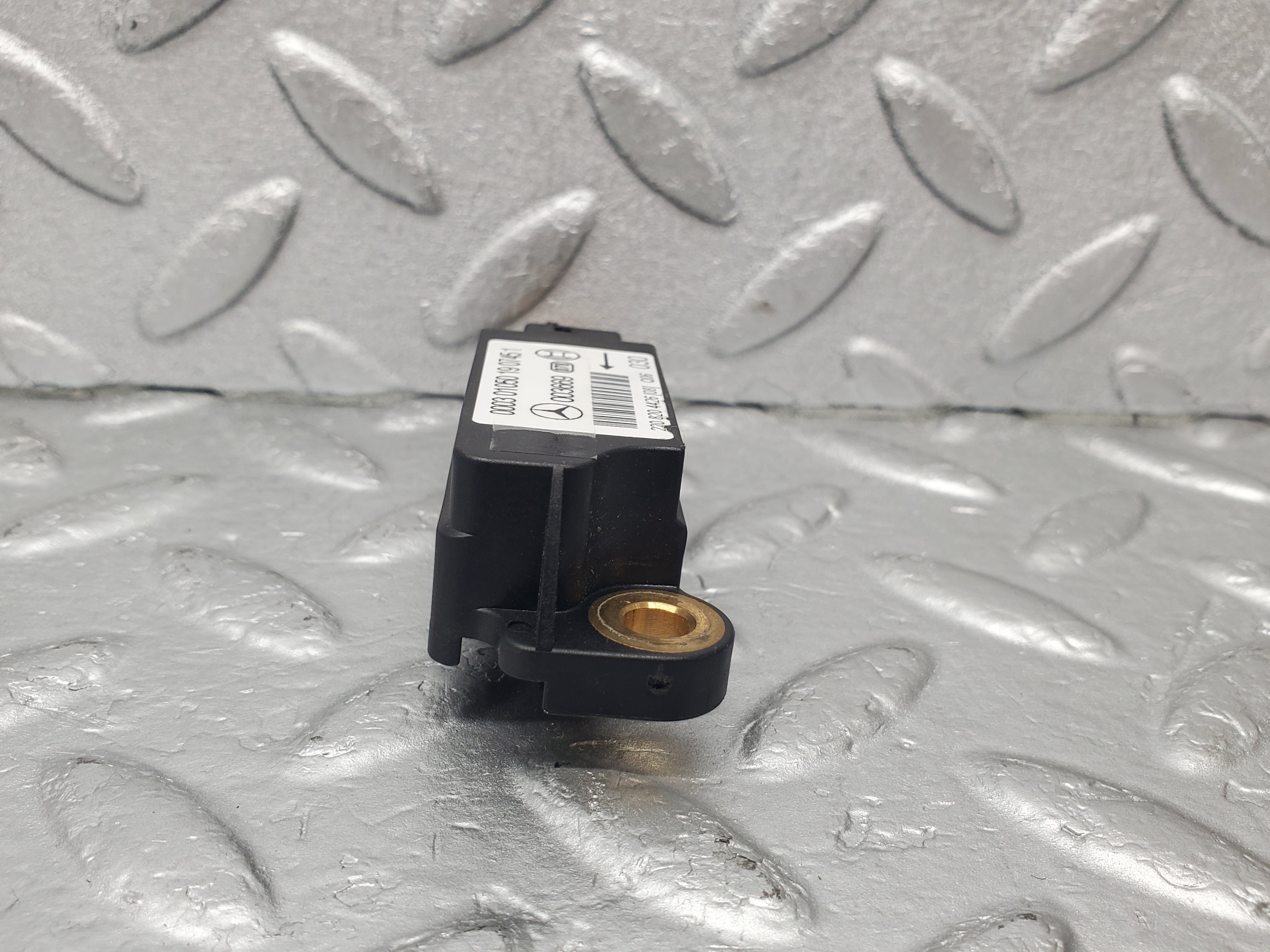 1592 Mercedes-Benz W220 S430 Air Bag Crash Sensor 2208204426