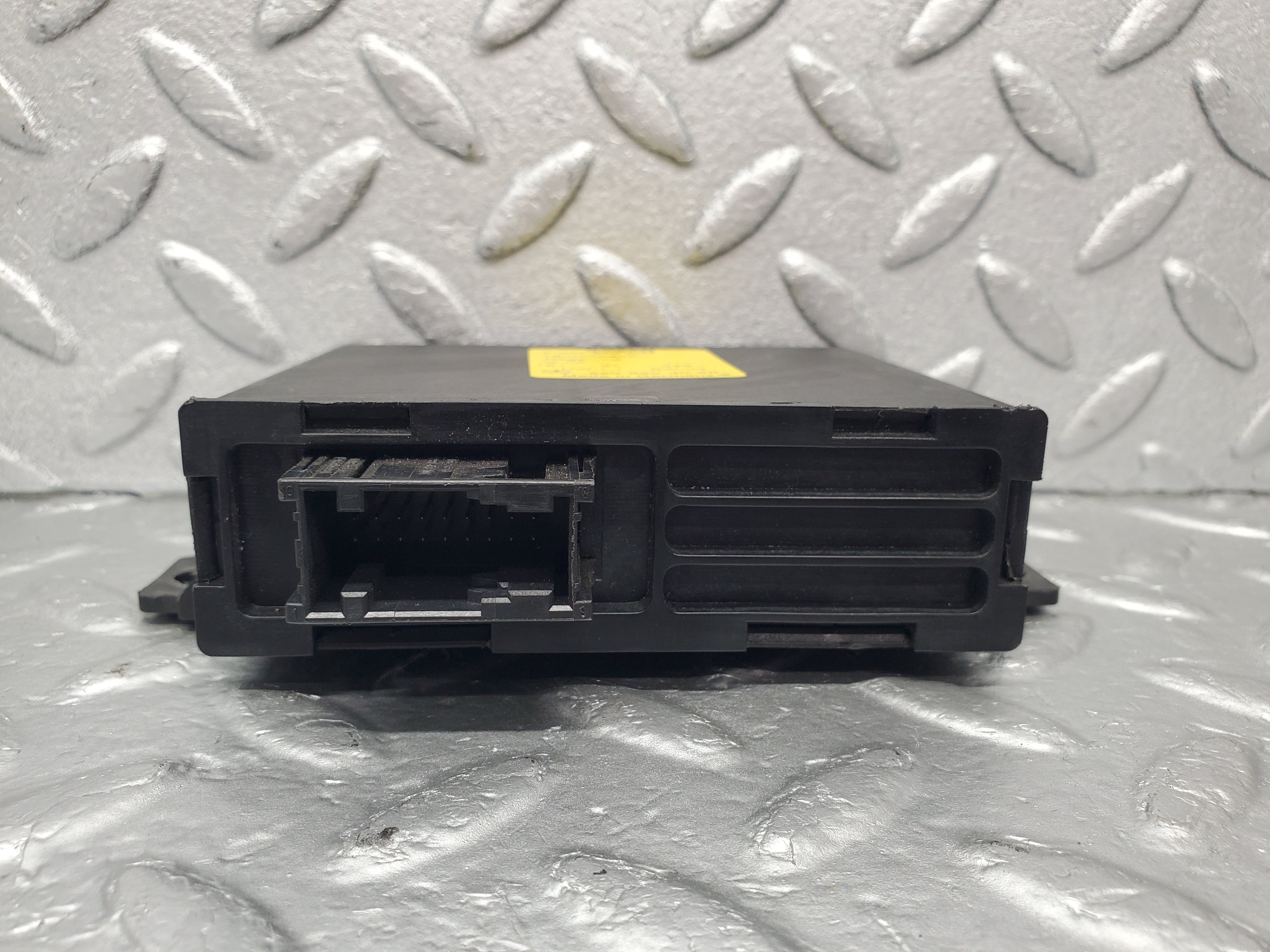 1593 Mercedes-Benz W220 S430 Headlight Control Module 2208203026