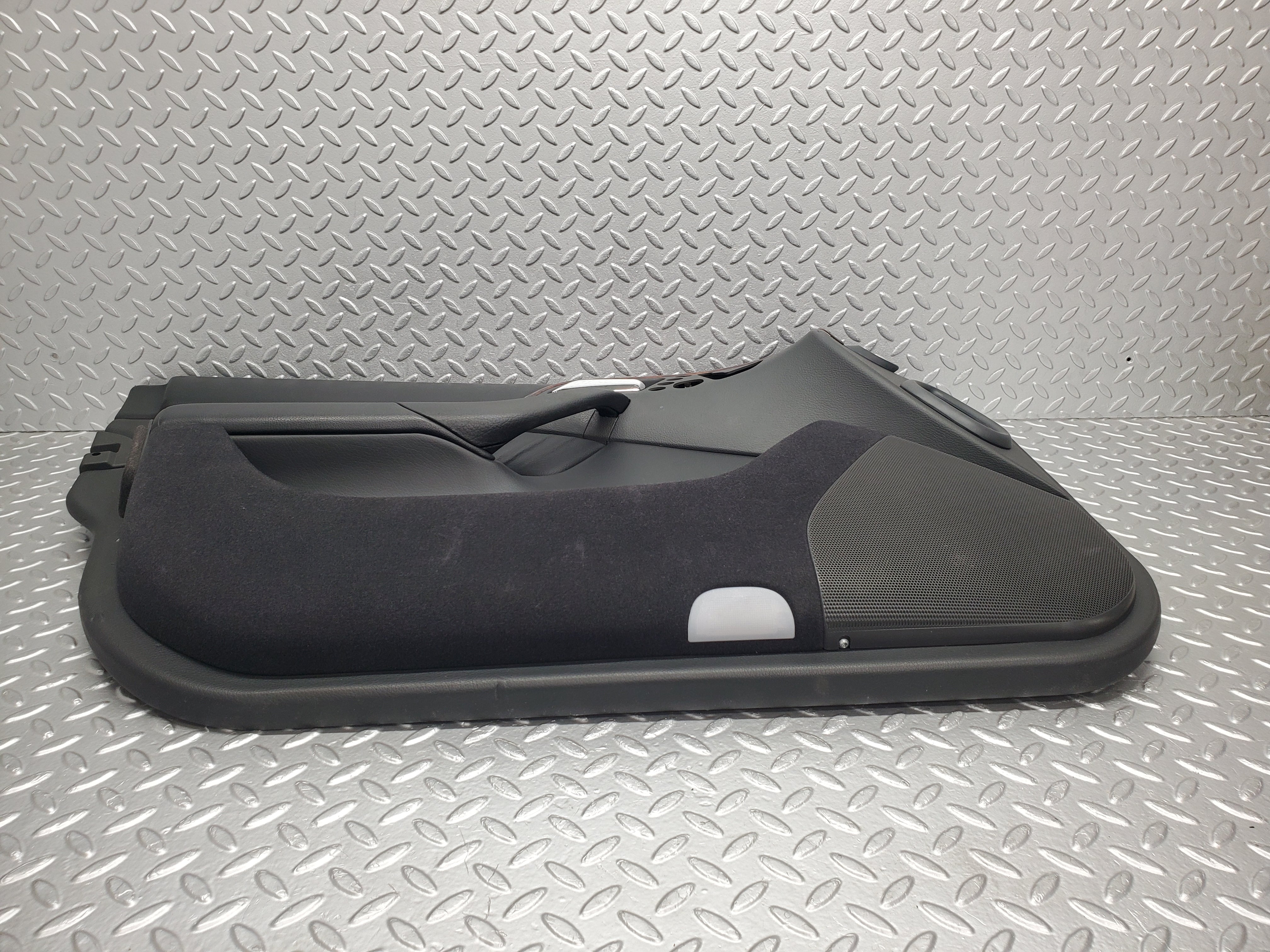 1570 Mercedes-Benz W220 S430 Front Left Door Card 2207200770