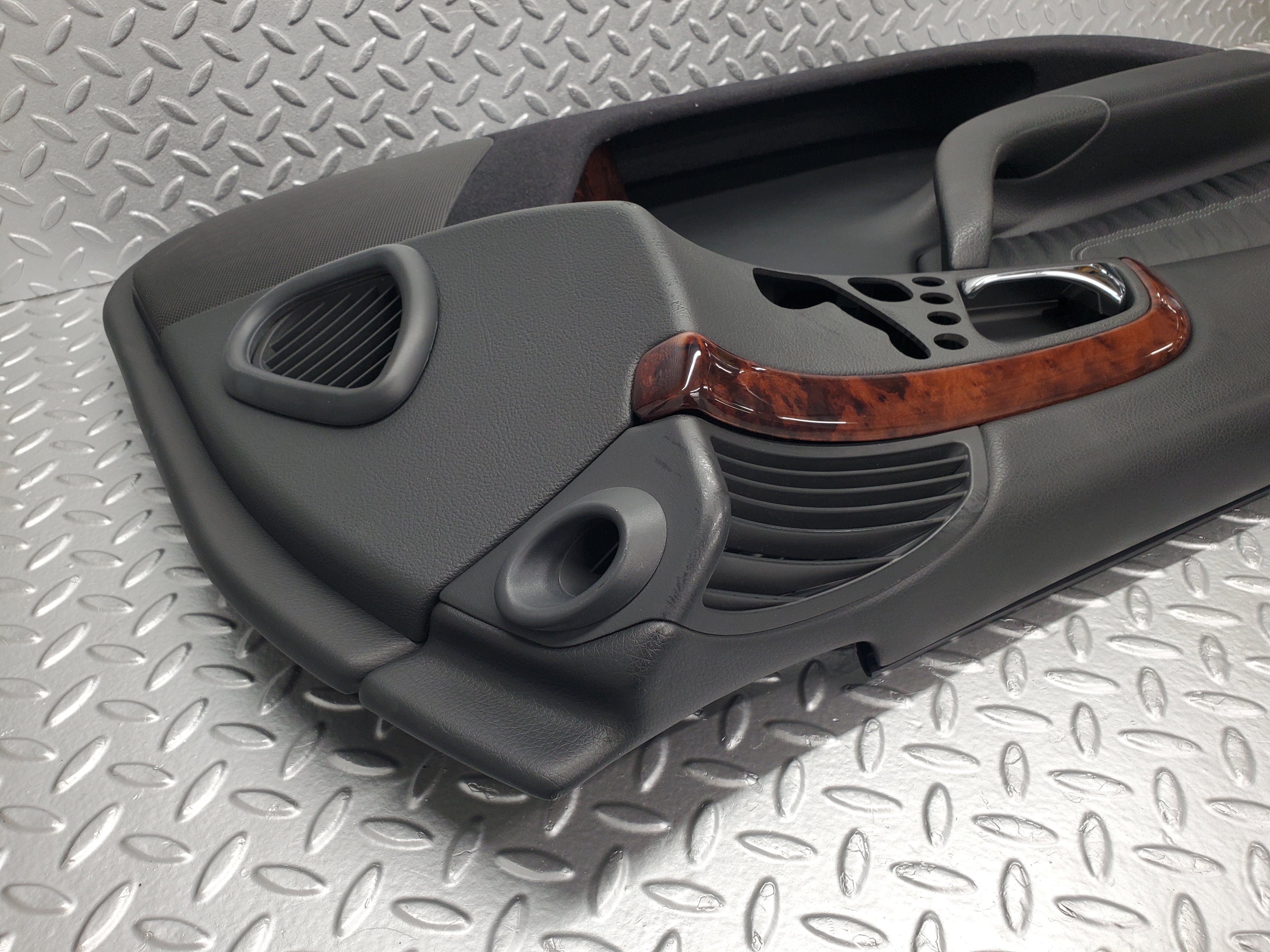 1570 Mercedes-Benz W220 S430 Front Left Door Card 2207200770