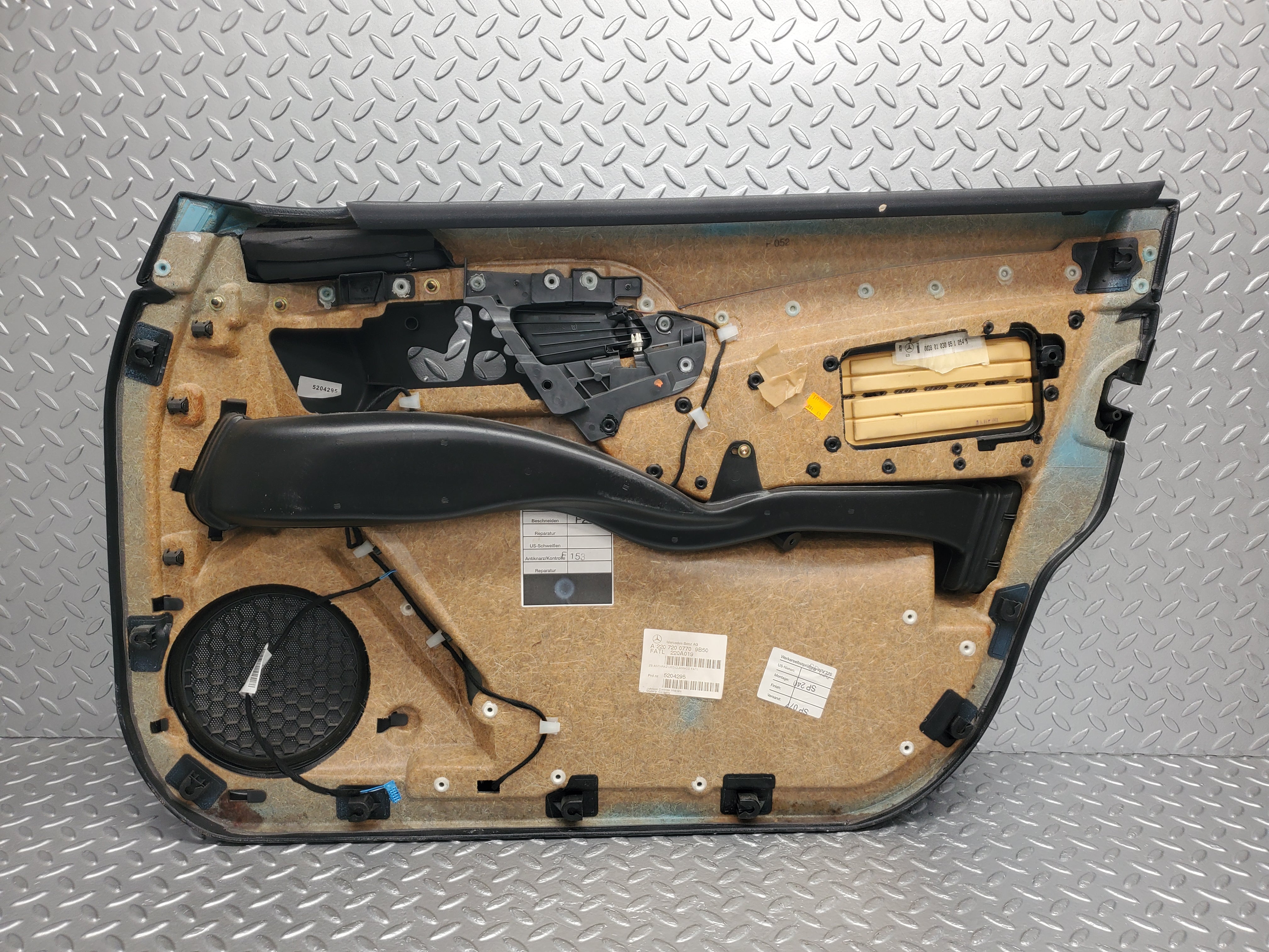 1570 Mercedes-Benz W220 S430 Front Left Door Card 2207200770