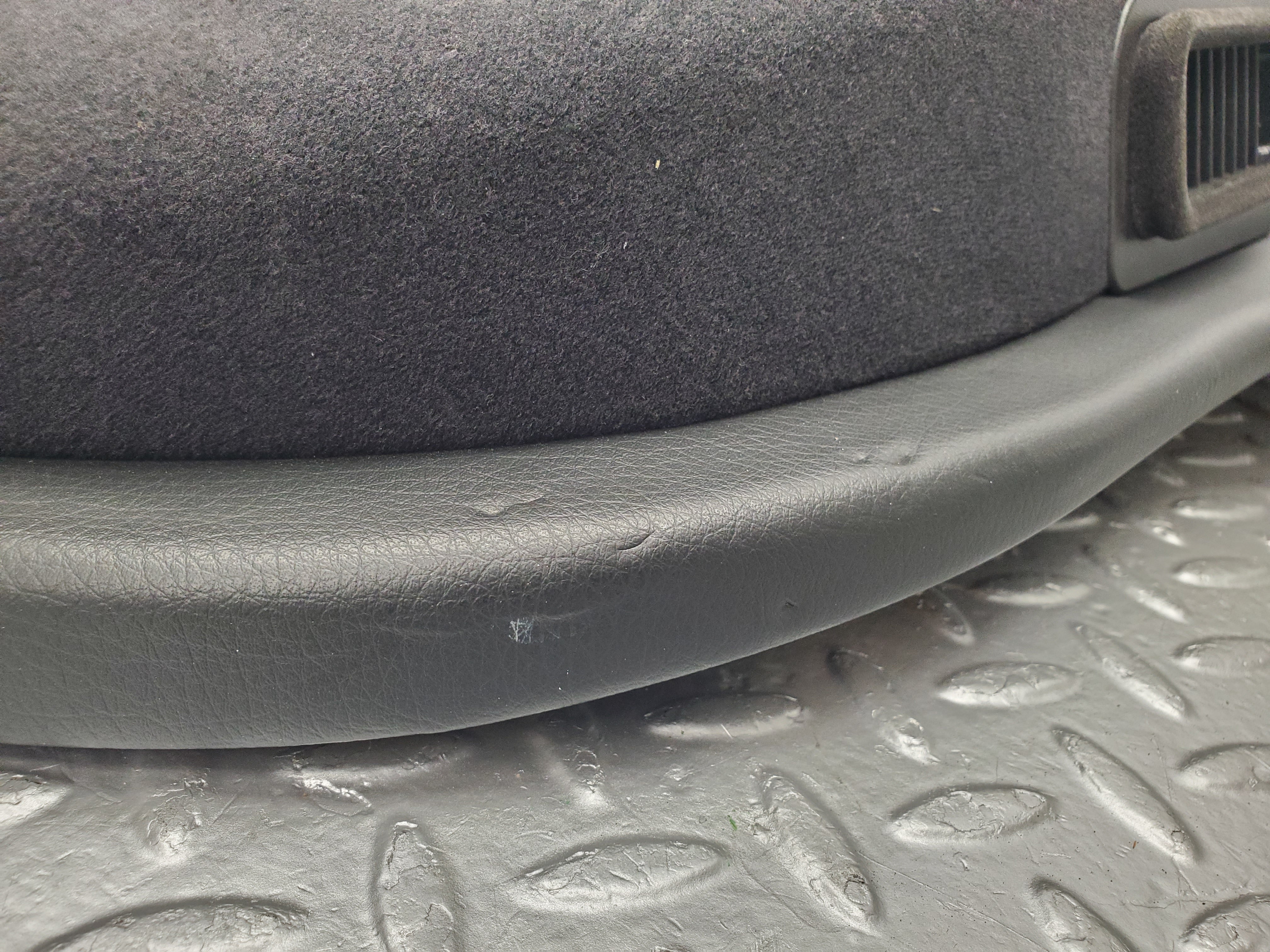 1571 Mercedes-Benz W220 S430 Front Right Door Card 2207200870