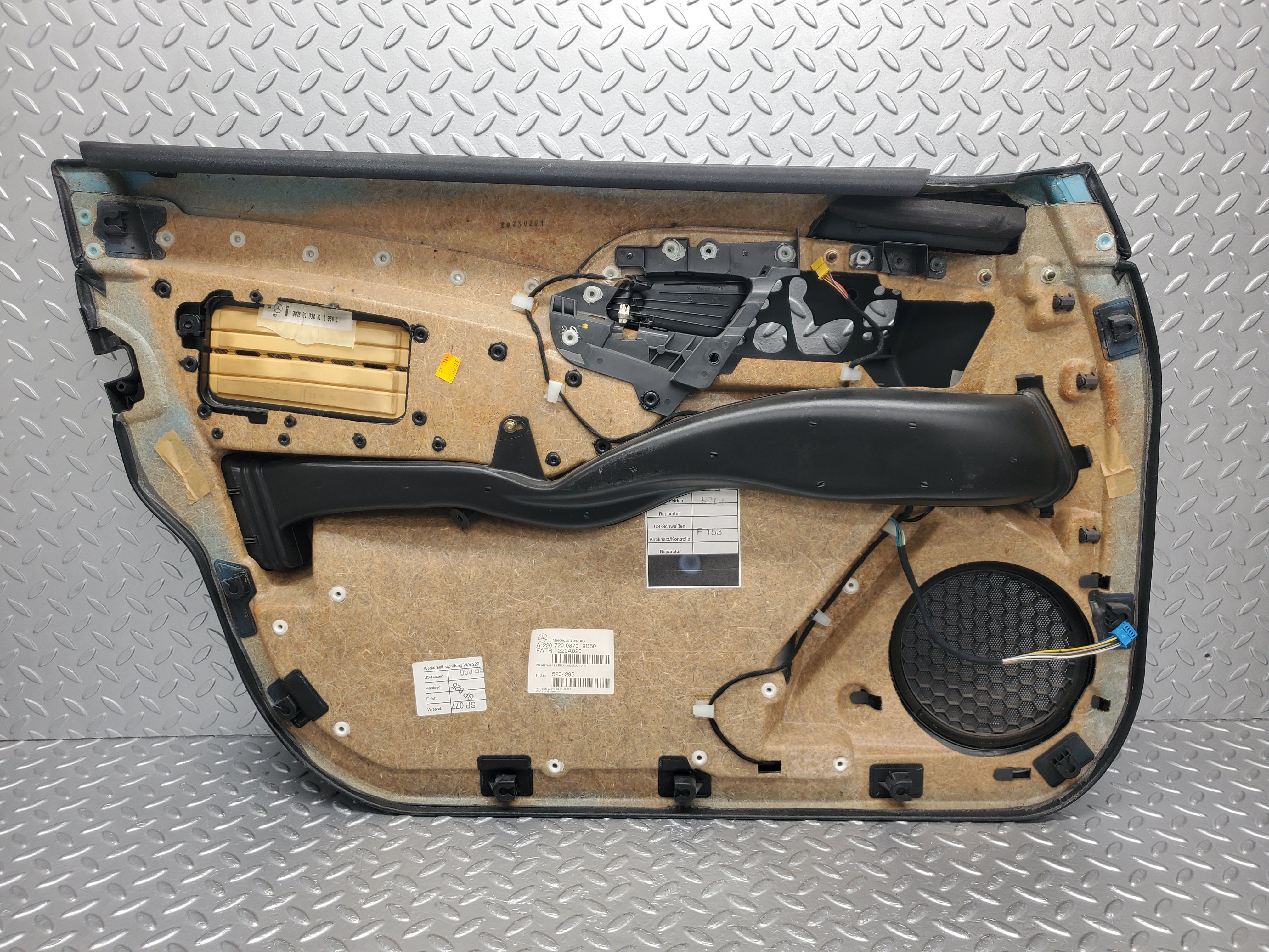 1571 Mercedes-Benz W220 S430 Front Right Door Card 2207200870