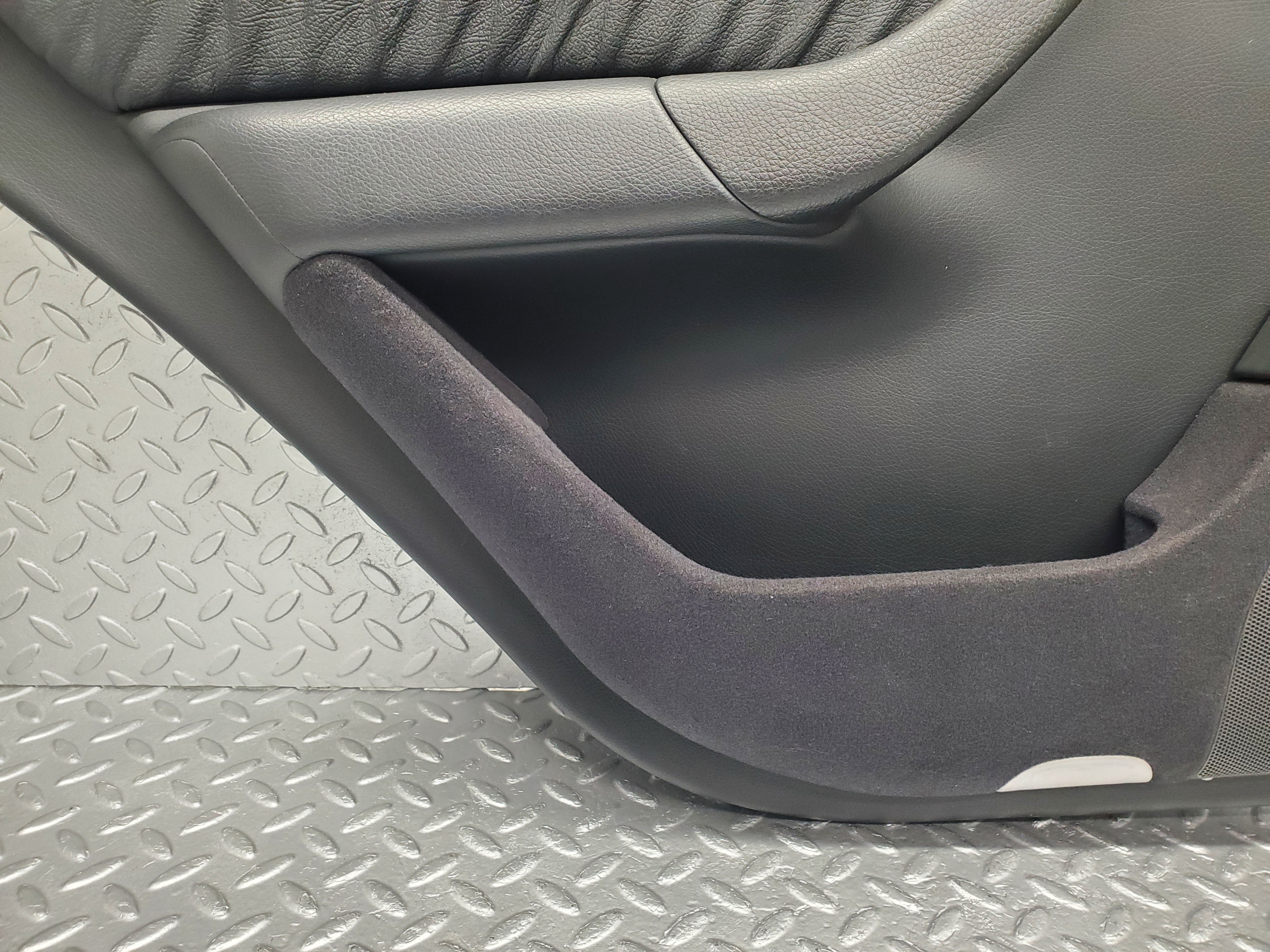 1573 Mercedes-Benz W220 S430 Rear Left Door Card 2207302170