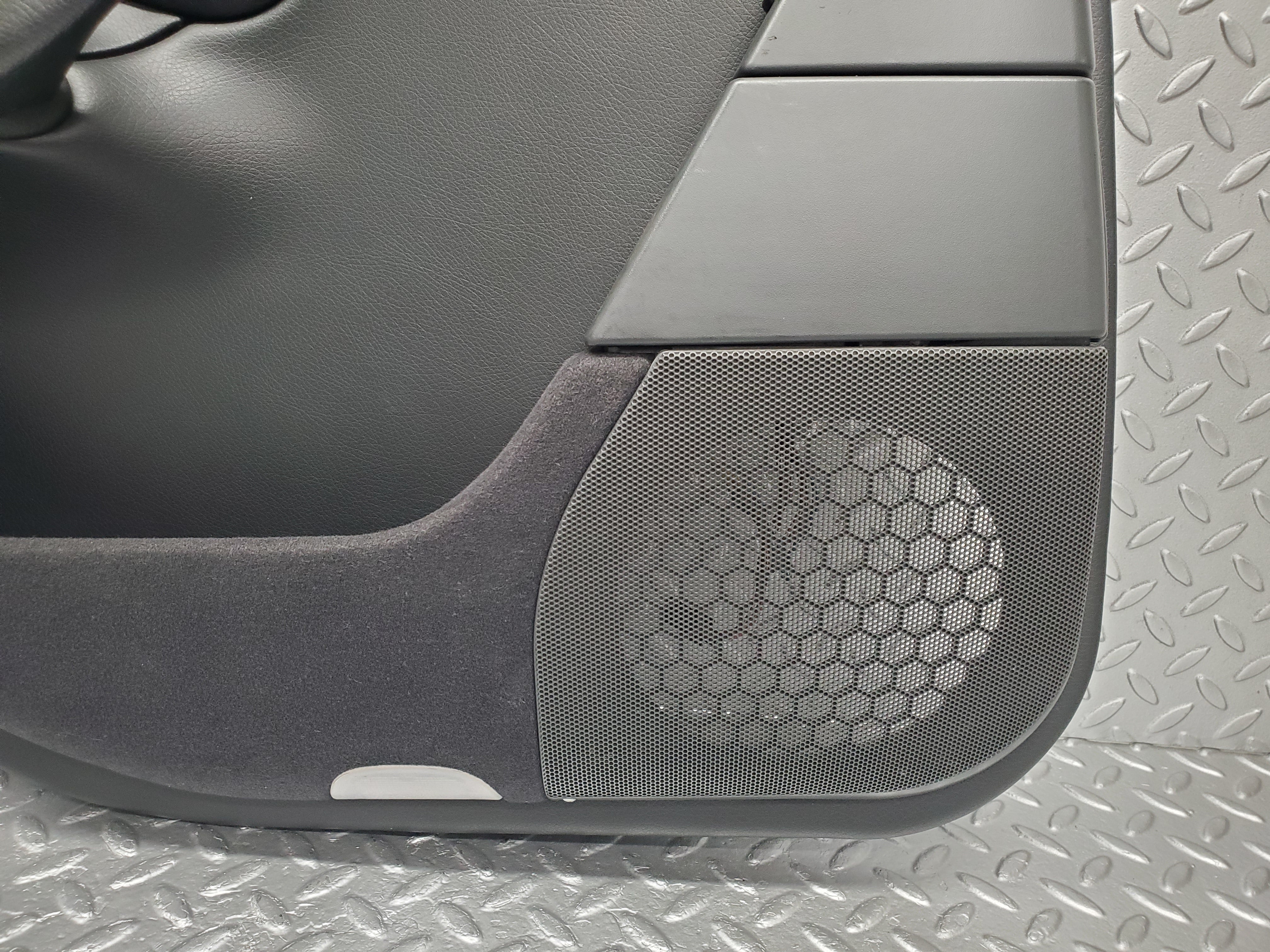 1573 Mercedes-Benz W220 S430 Rear Left Door Card 2207302170